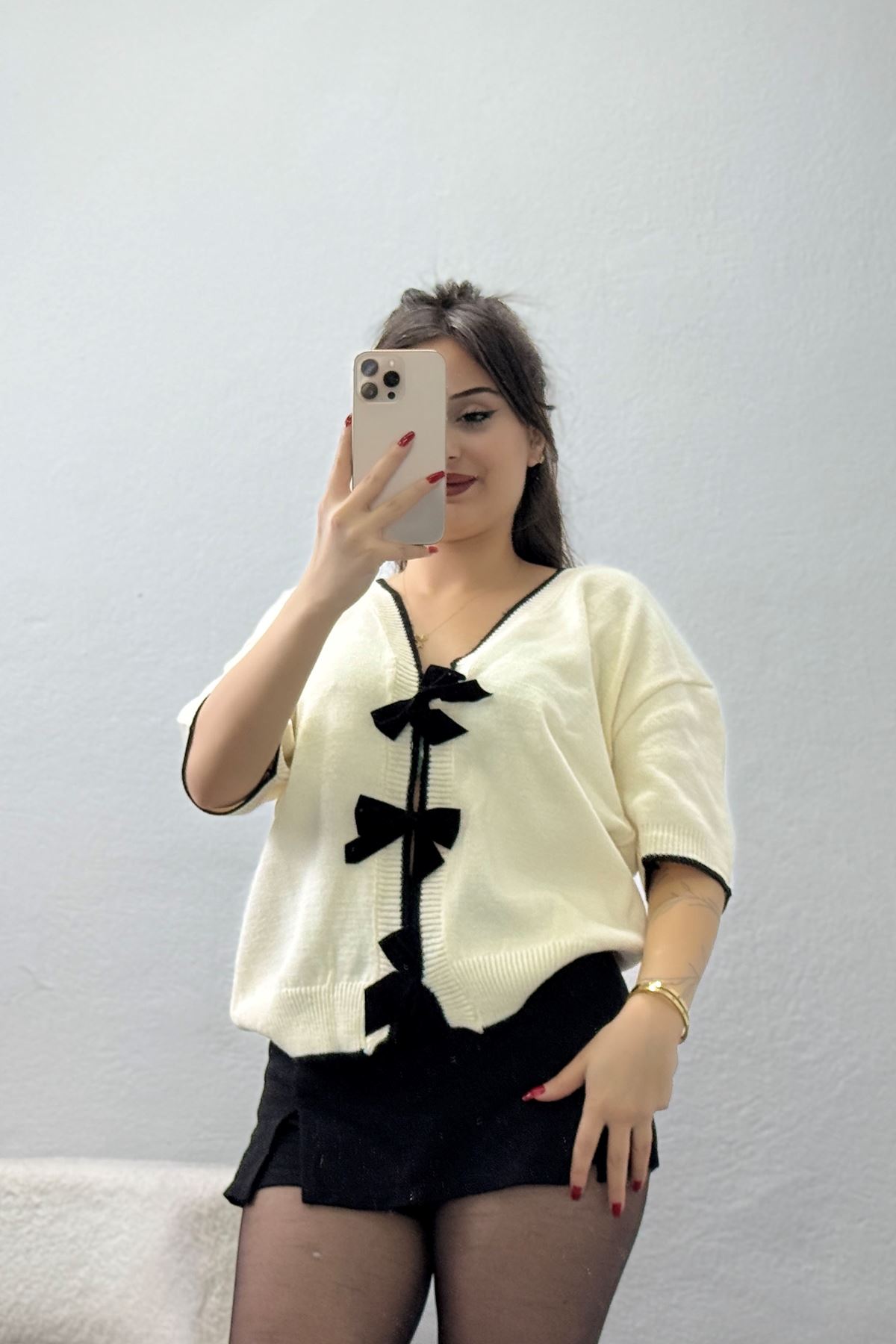 Kısa Kollu Fiyonklu Triko Ekru - 2281.1765.