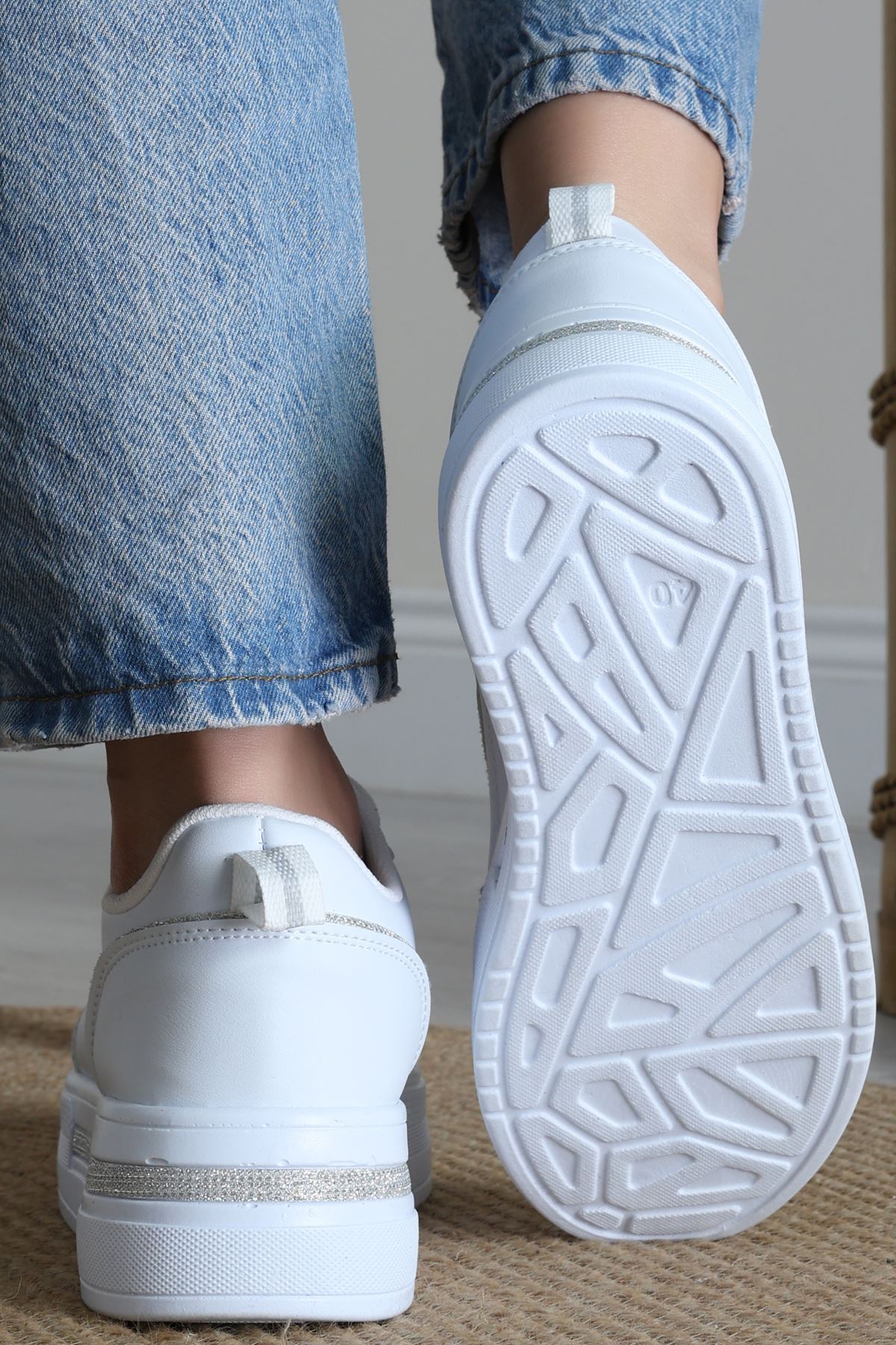 Günlük Spor Ayakkabı Beyazgümüş - 31532.2082.