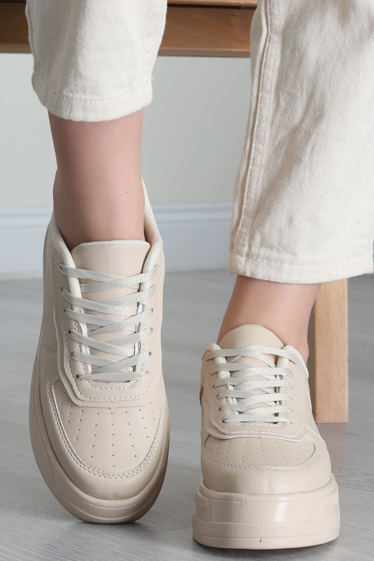 Günlük Spor Ayakkabı Bej - 31512.2082.