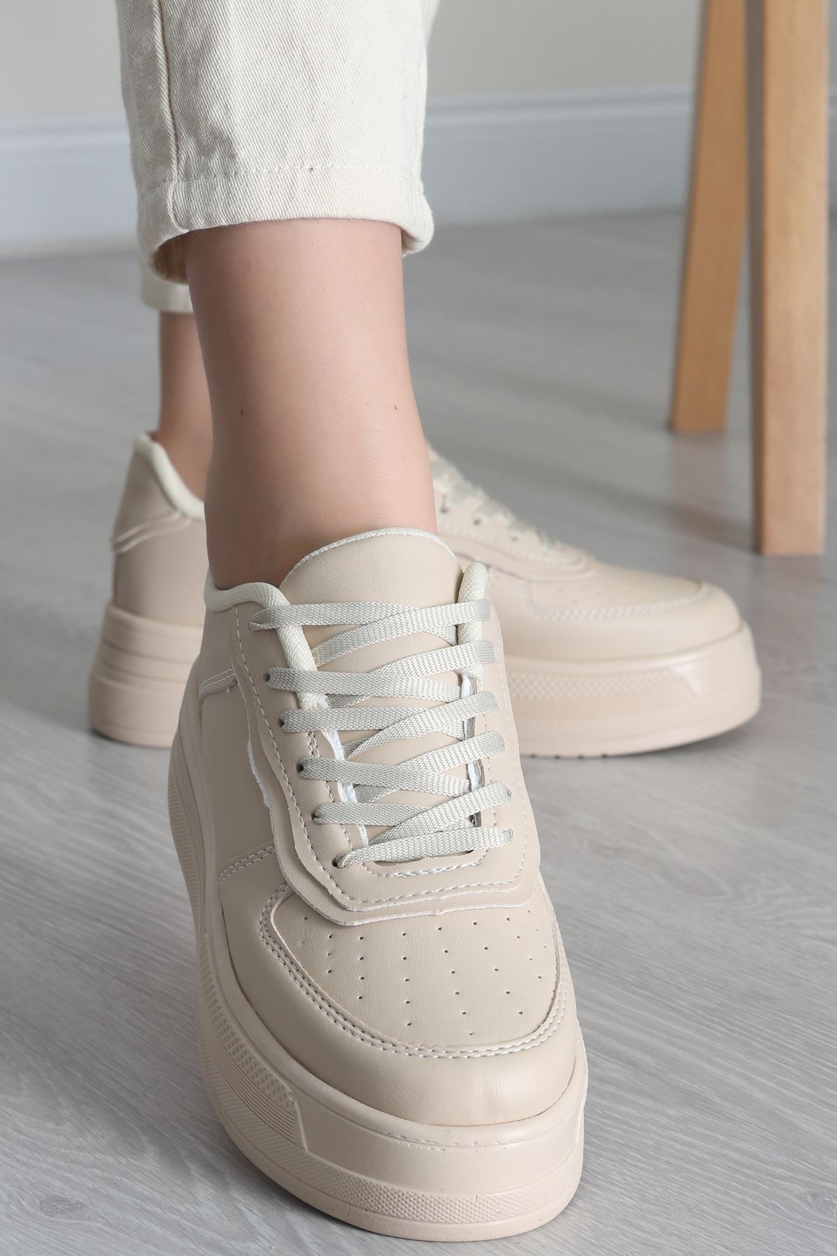 Günlük Spor Ayakkabı Bej - 31512.2082.