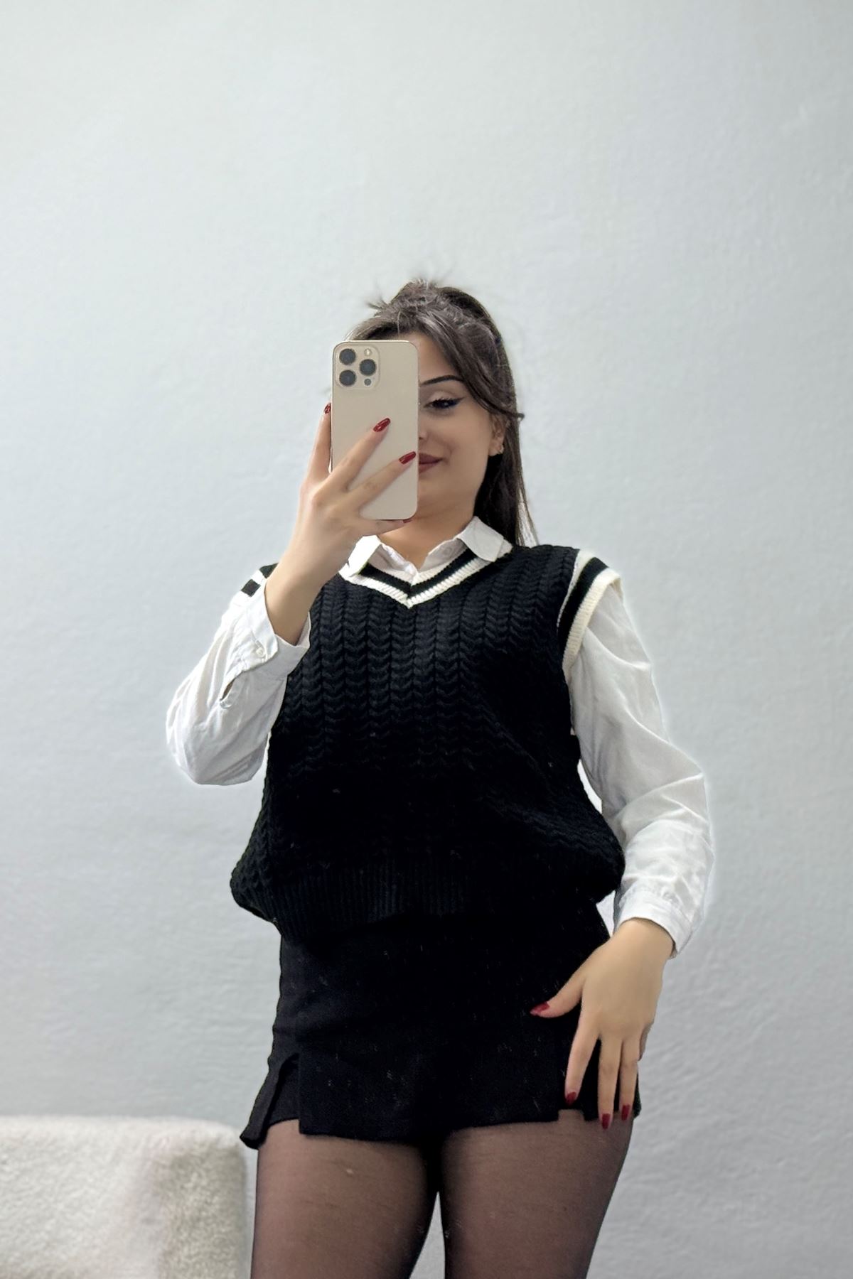 V Yaka Triko Süveter Siyahlatte - 493.1577.