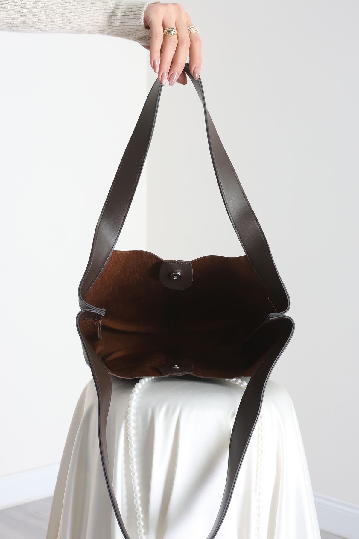 Kol Çantası Acıkahve - 31560.2063.