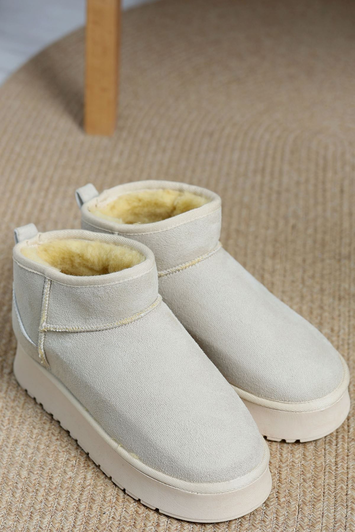 Kalın Taban Mini Boy Süet Bot Bej - 31437.1932.