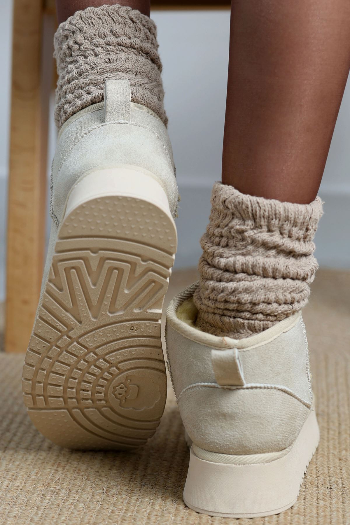 Kalın Taban Mini Boy Süet Bot Bej - 31437.1932.