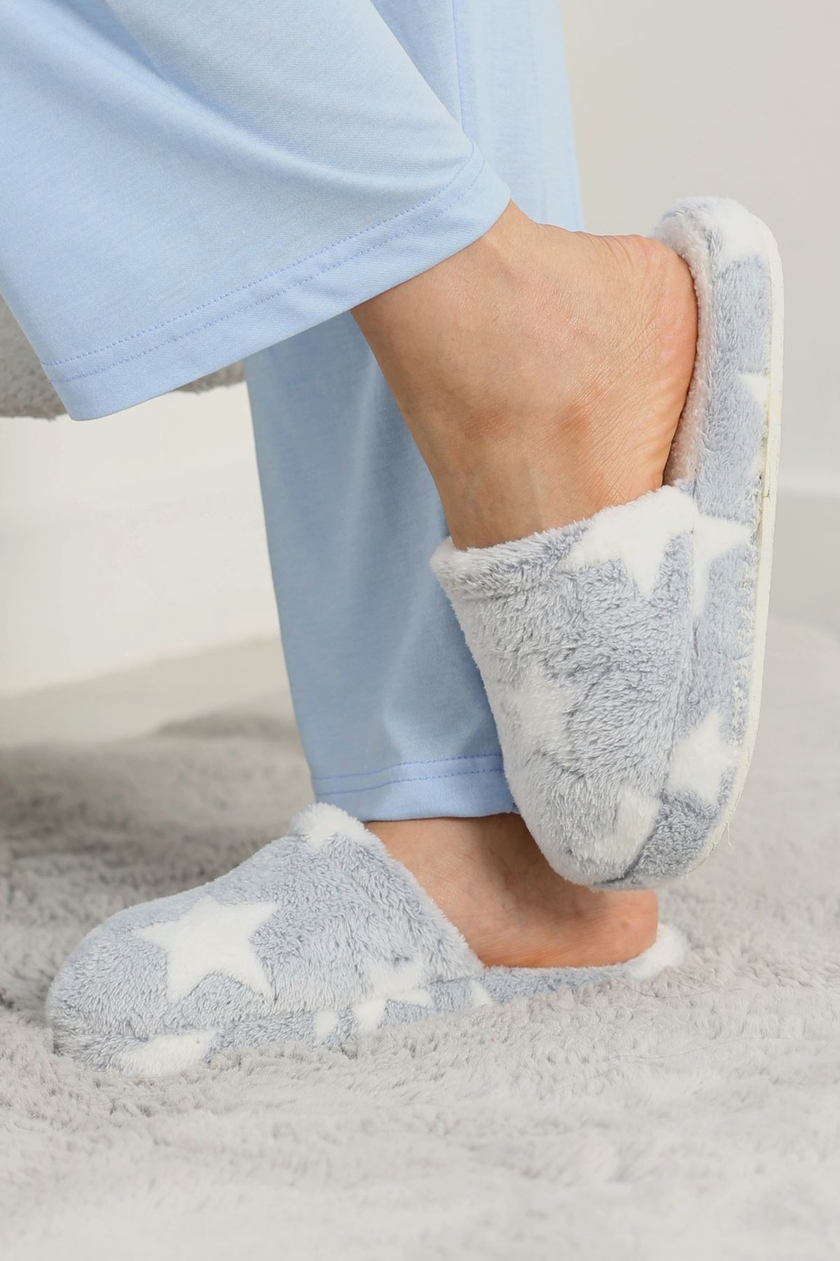 Peluş Ev Terliği Gri - 31420.264.