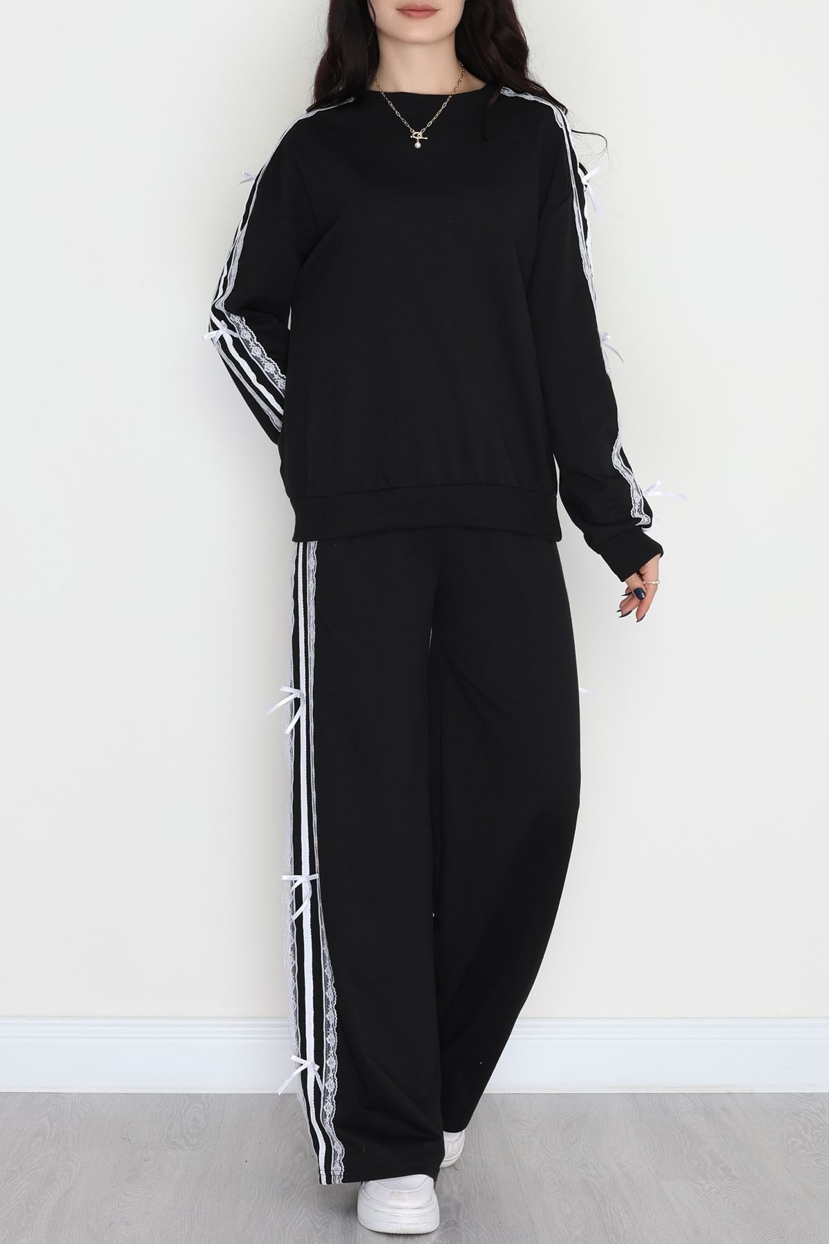 Dantel Şeritli 2 İplik Eşofman Takımı Siyah - 50801.1857.