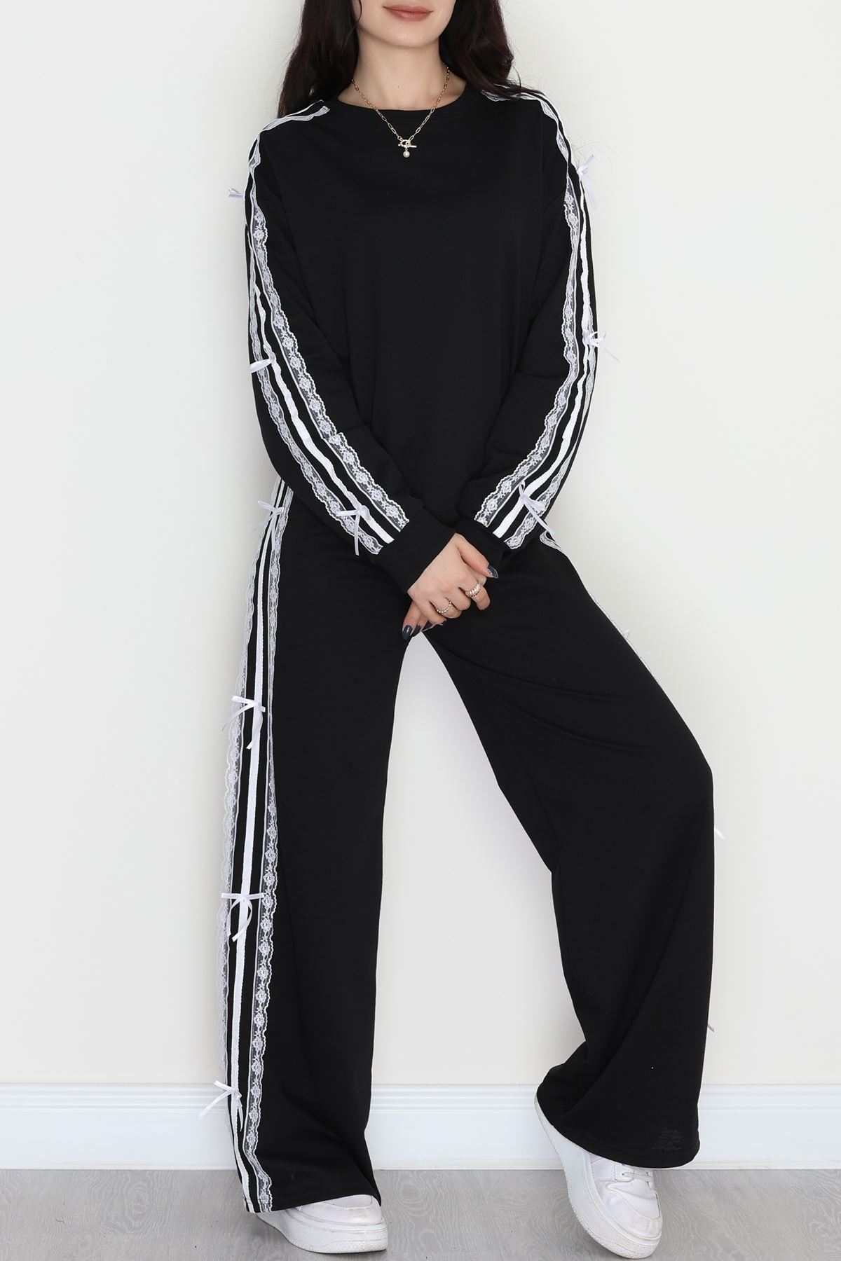 Dantel Şeritli 2 İplik Eşofman Takımı Siyah - 50801.1857.