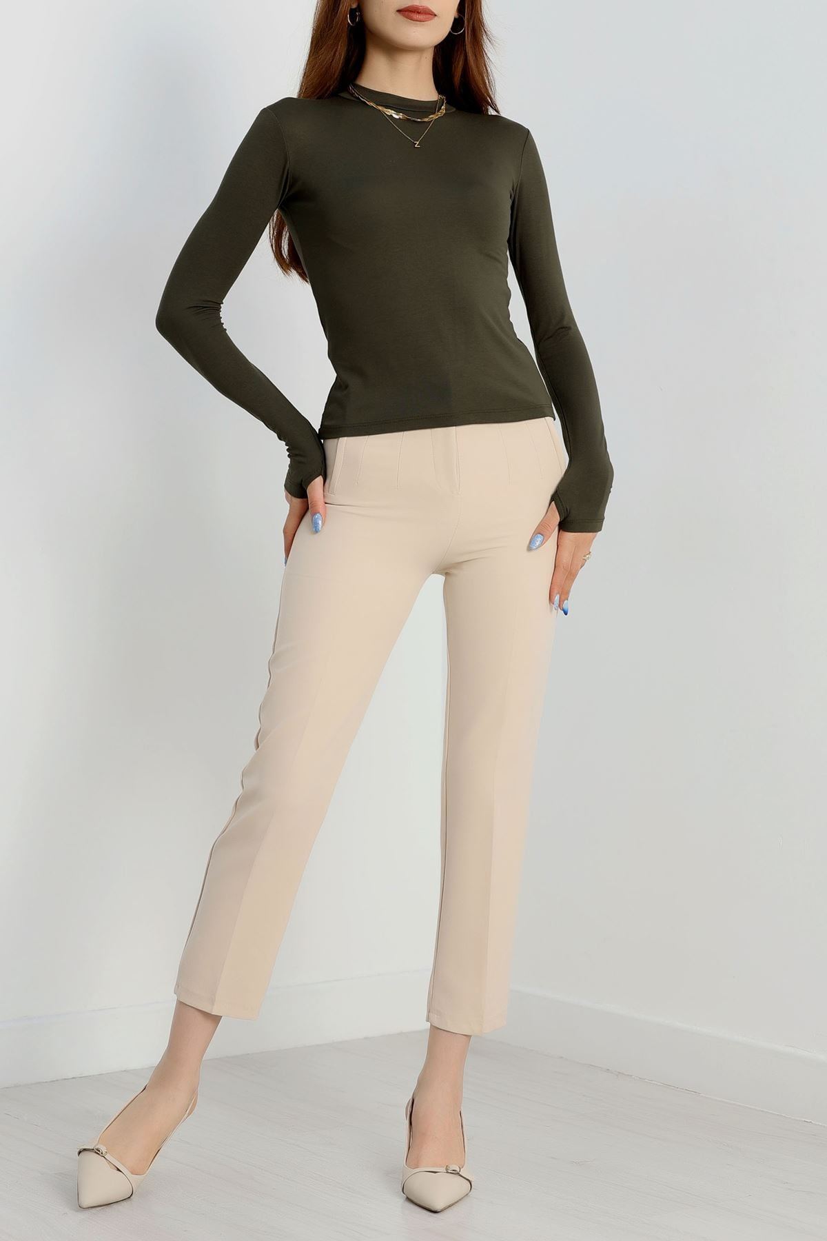 Dik Yaka Parmak Geçmeli Viskon Body Haki - 40076.599.