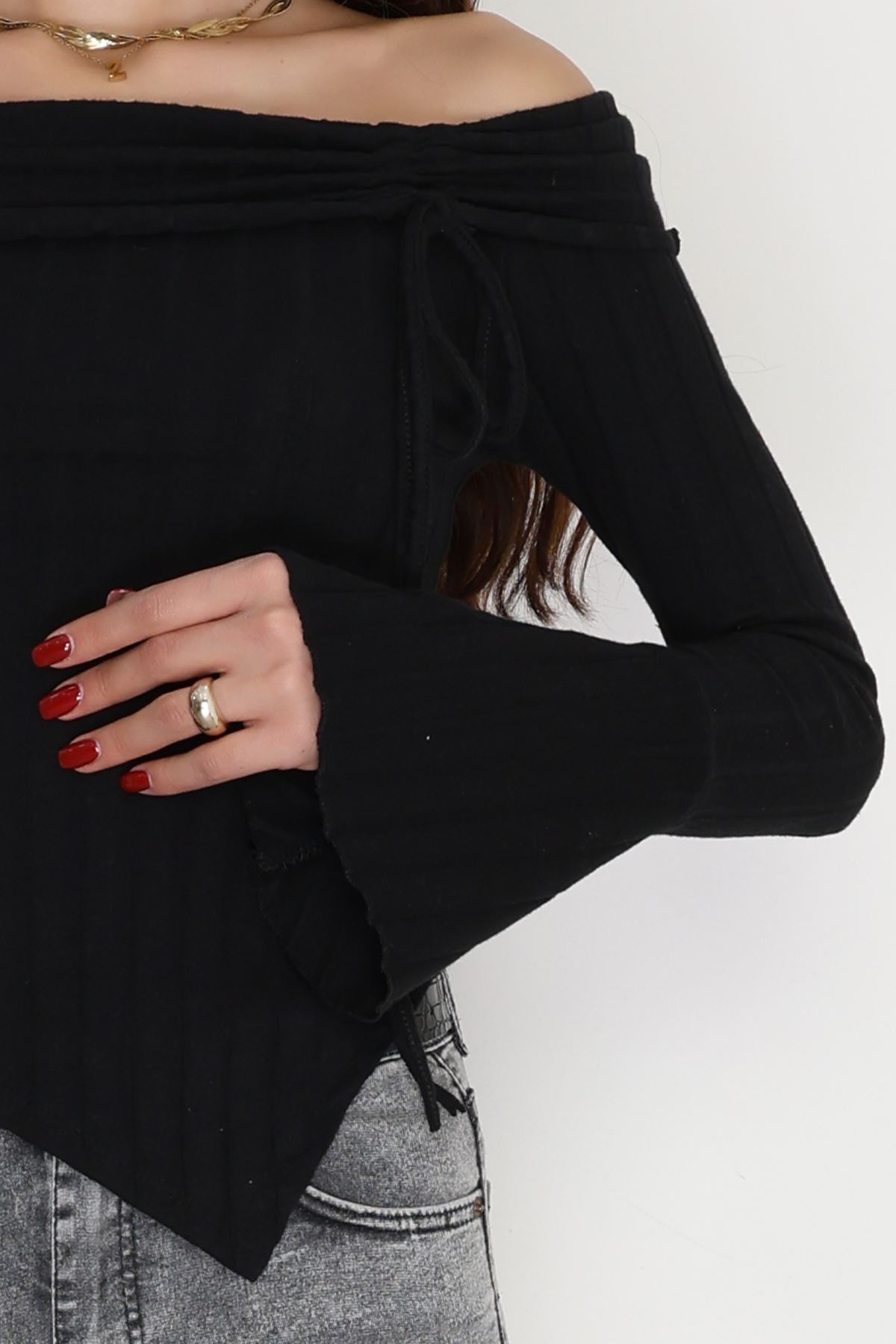 Madonna Yaka İnterlok Bluz Siyah - 90971.1748.