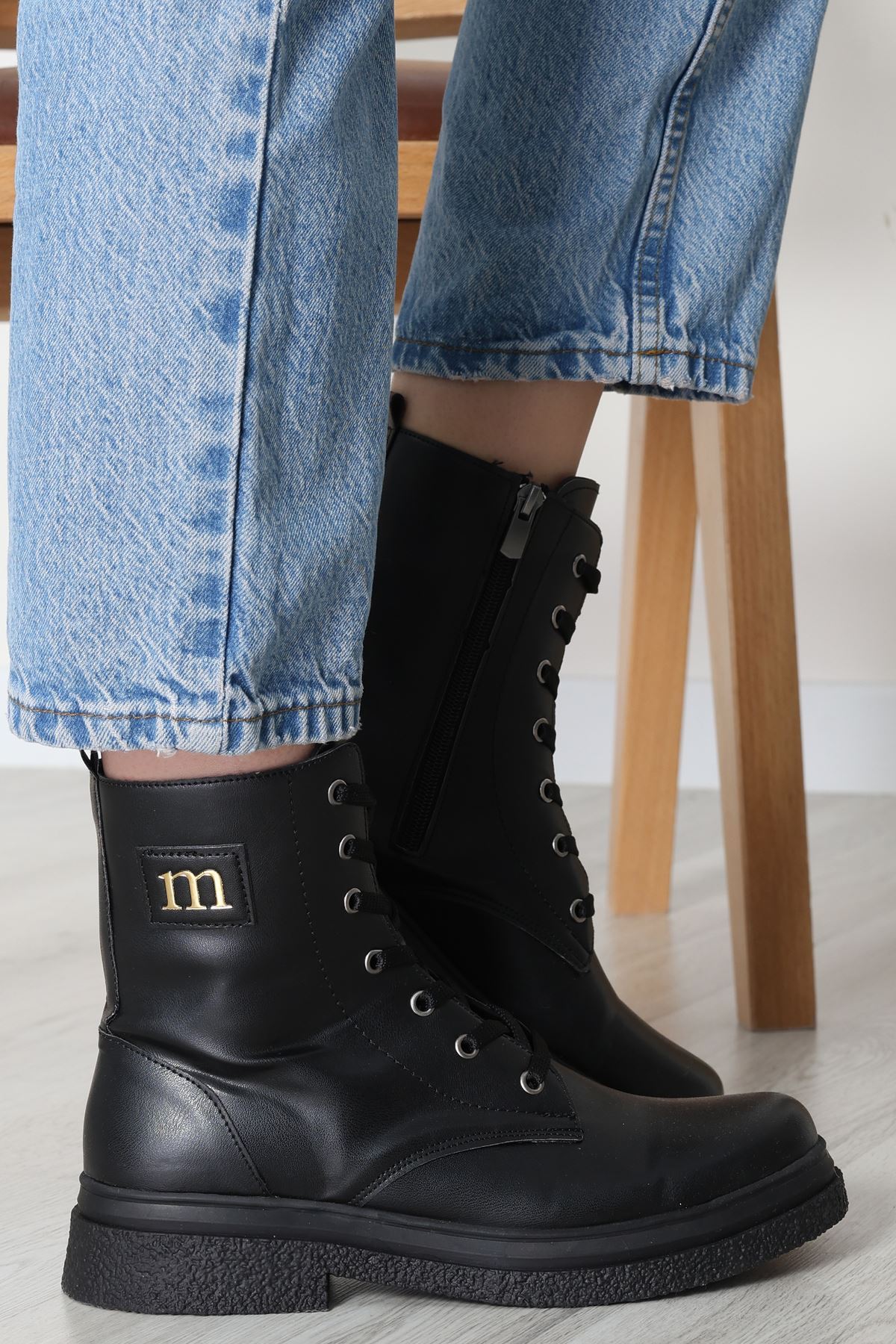 Postal Bot Siyah2 - 31562.264.