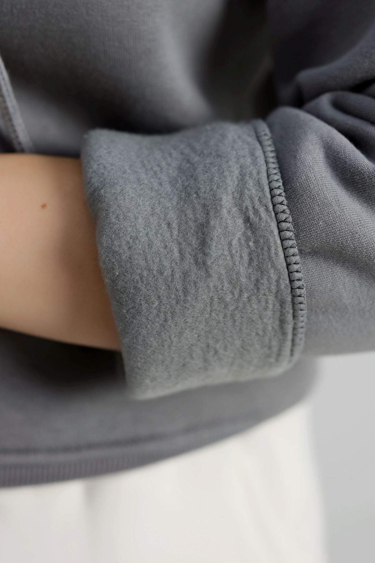 3 İplik Kapşonlu Crop Sweat Antrasit - 20959.1878.