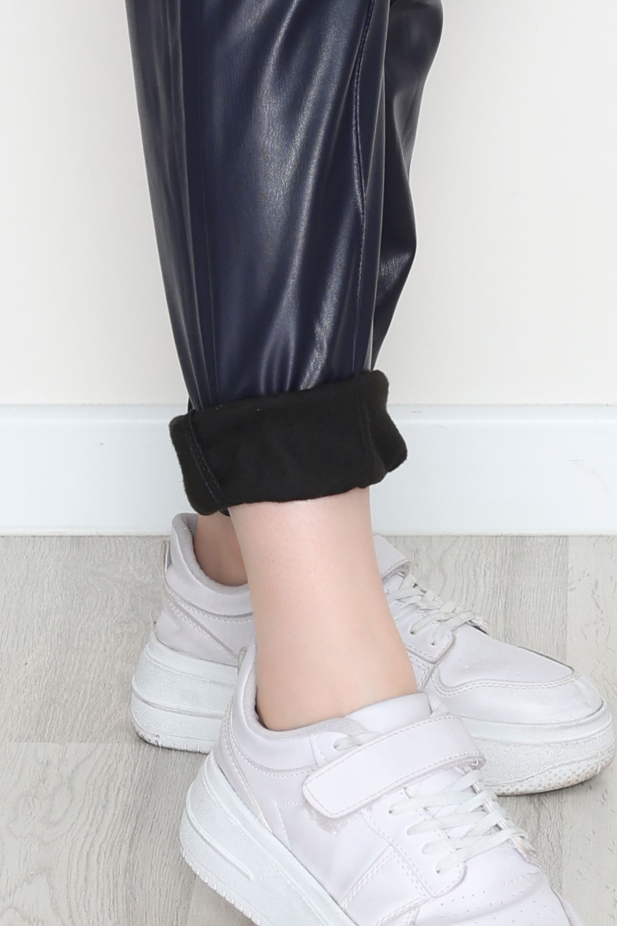 Önü Çımalı Jogger Pantolon Lacivert - 51210.1779.