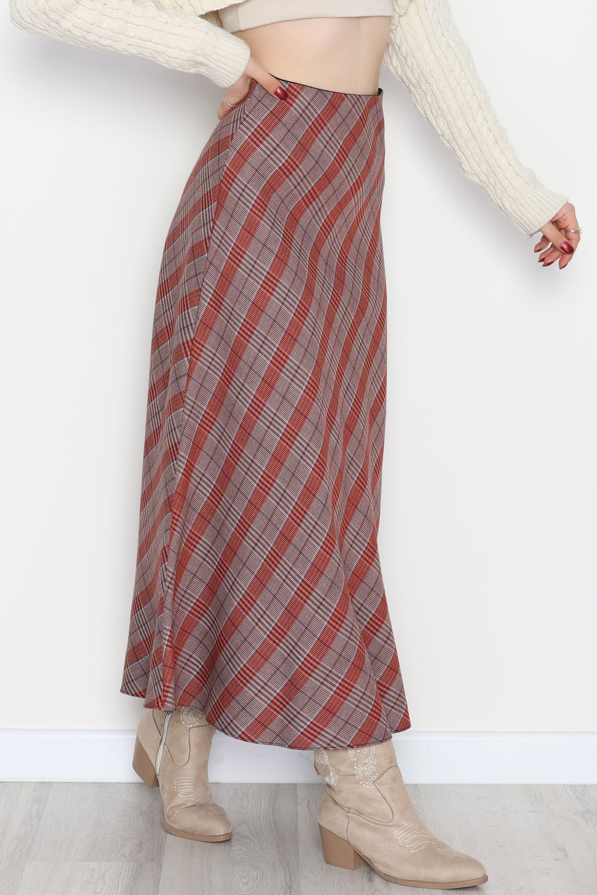 Desenli Çan Etek Kiremit - 51020.1779.