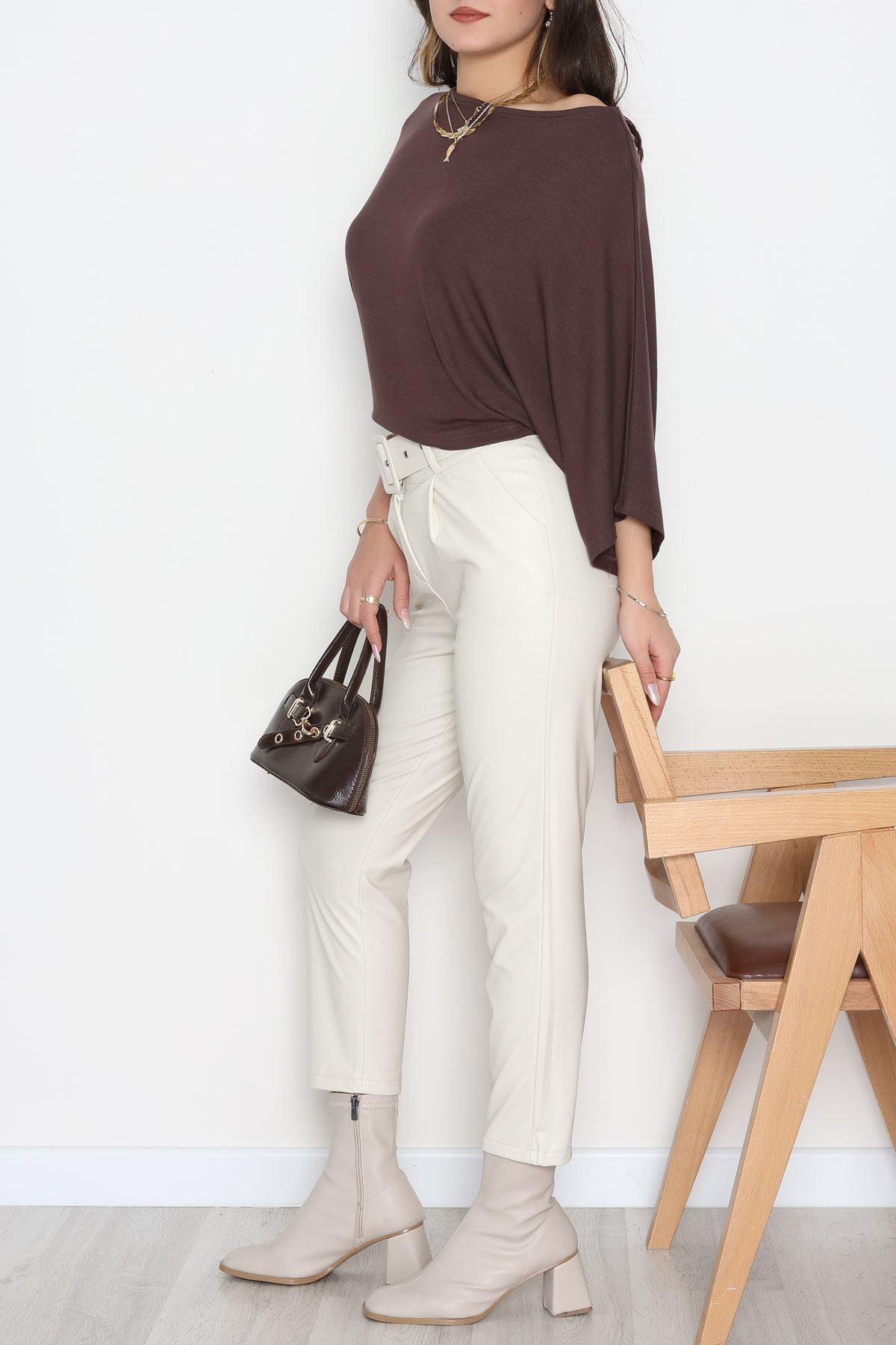 Pu Deri Kemerli Pantolon Krem - 51101.1779.