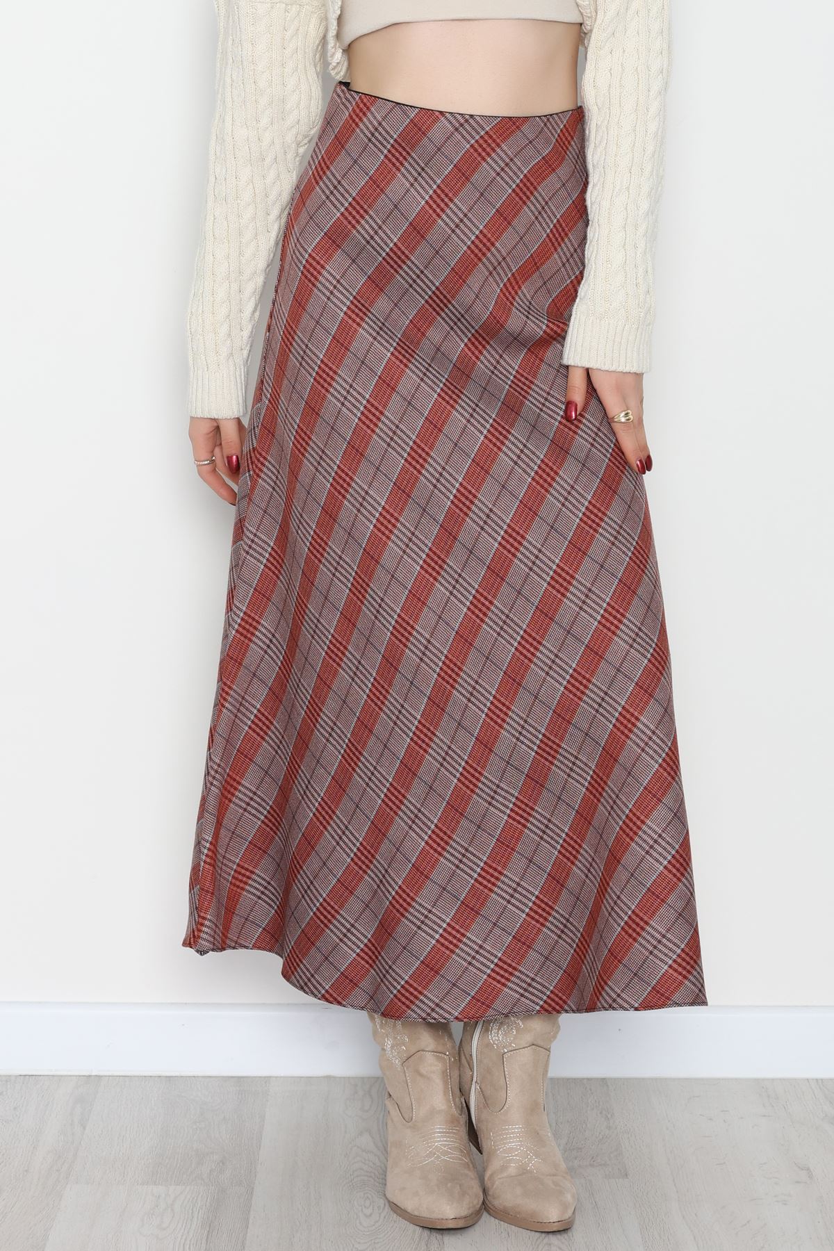 Desenli Çan Etek Kiremit - 51020.1779.