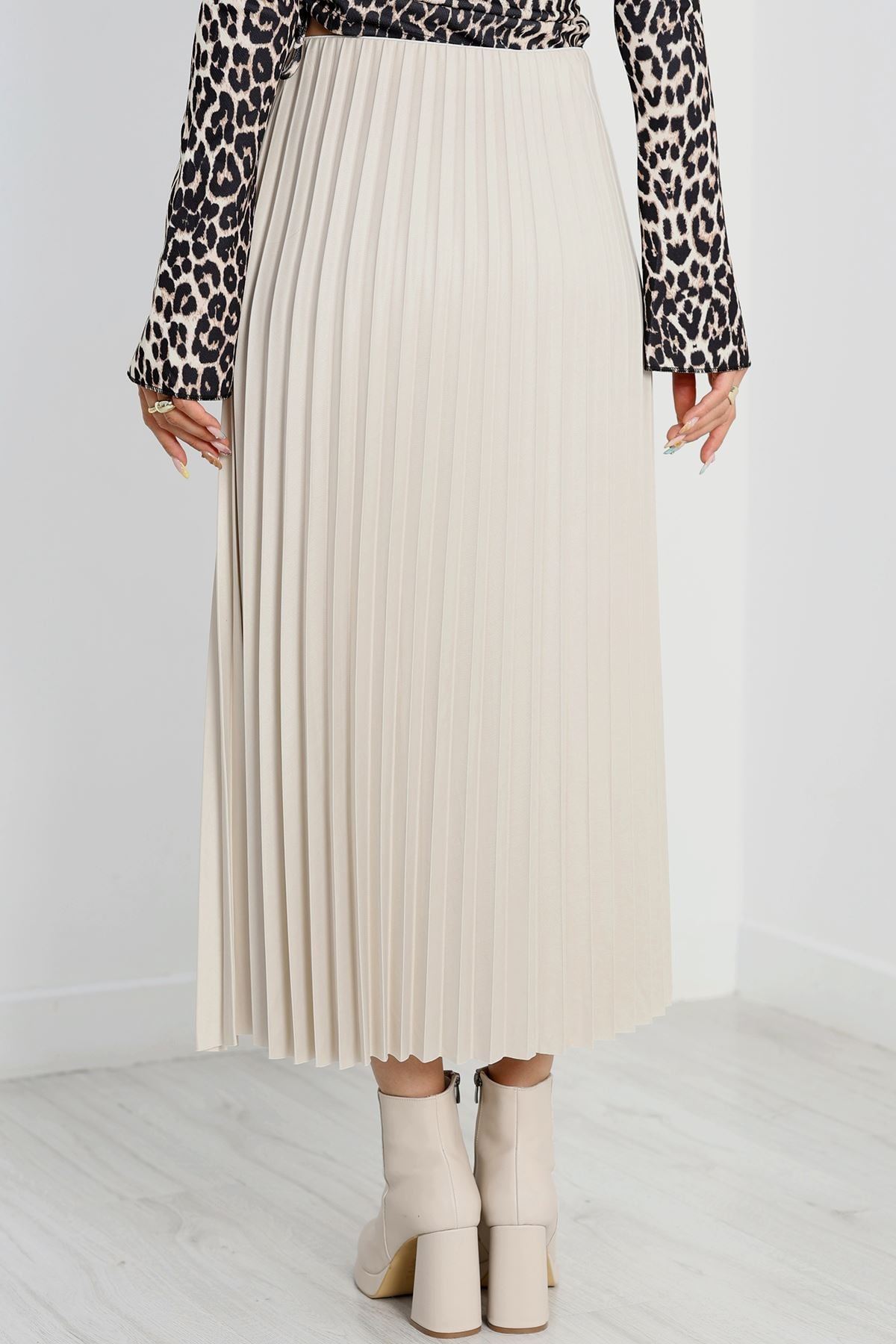 Pileli Etek Taş - 50650.2036.