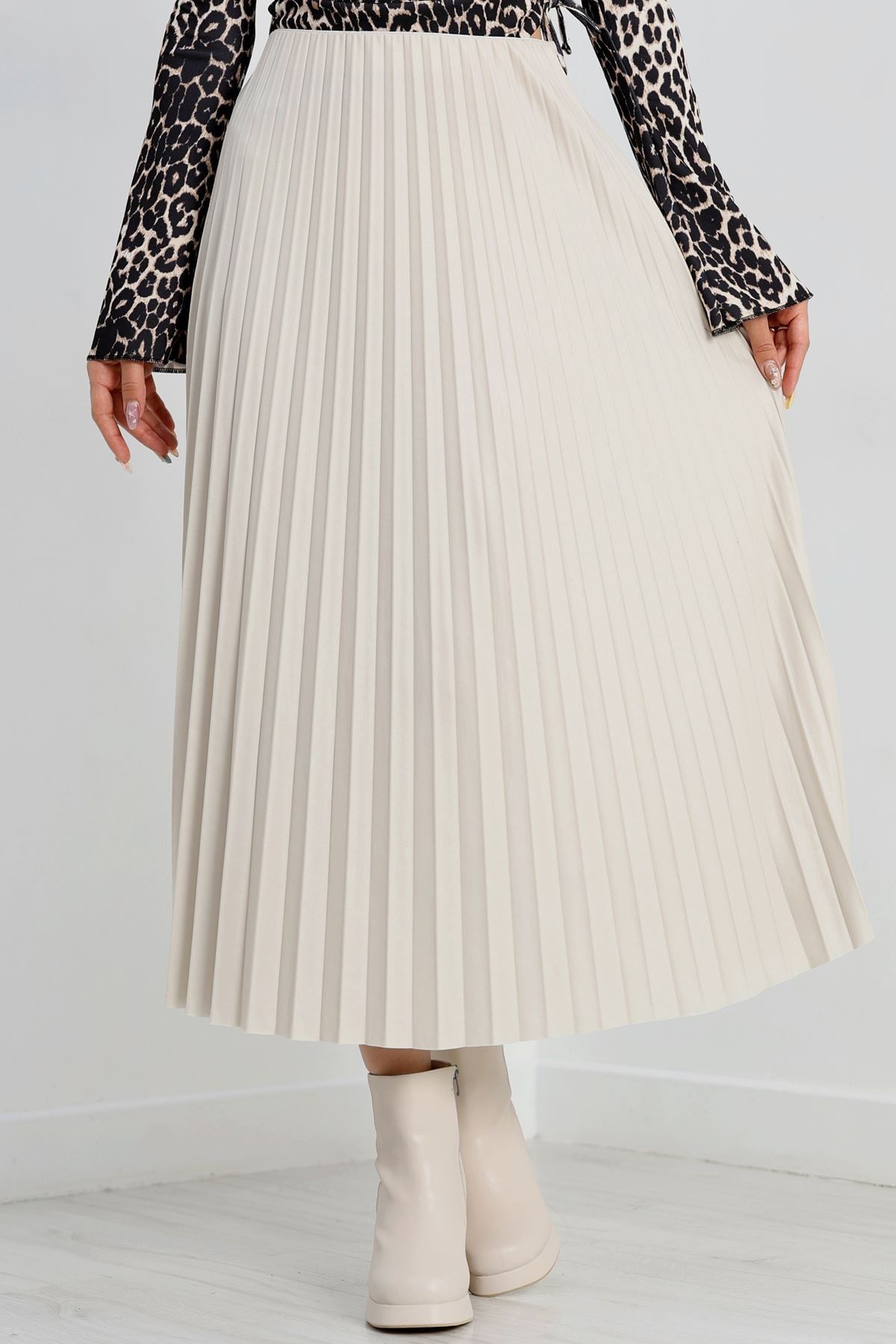 Pileli Etek Taş - 50650.2036.