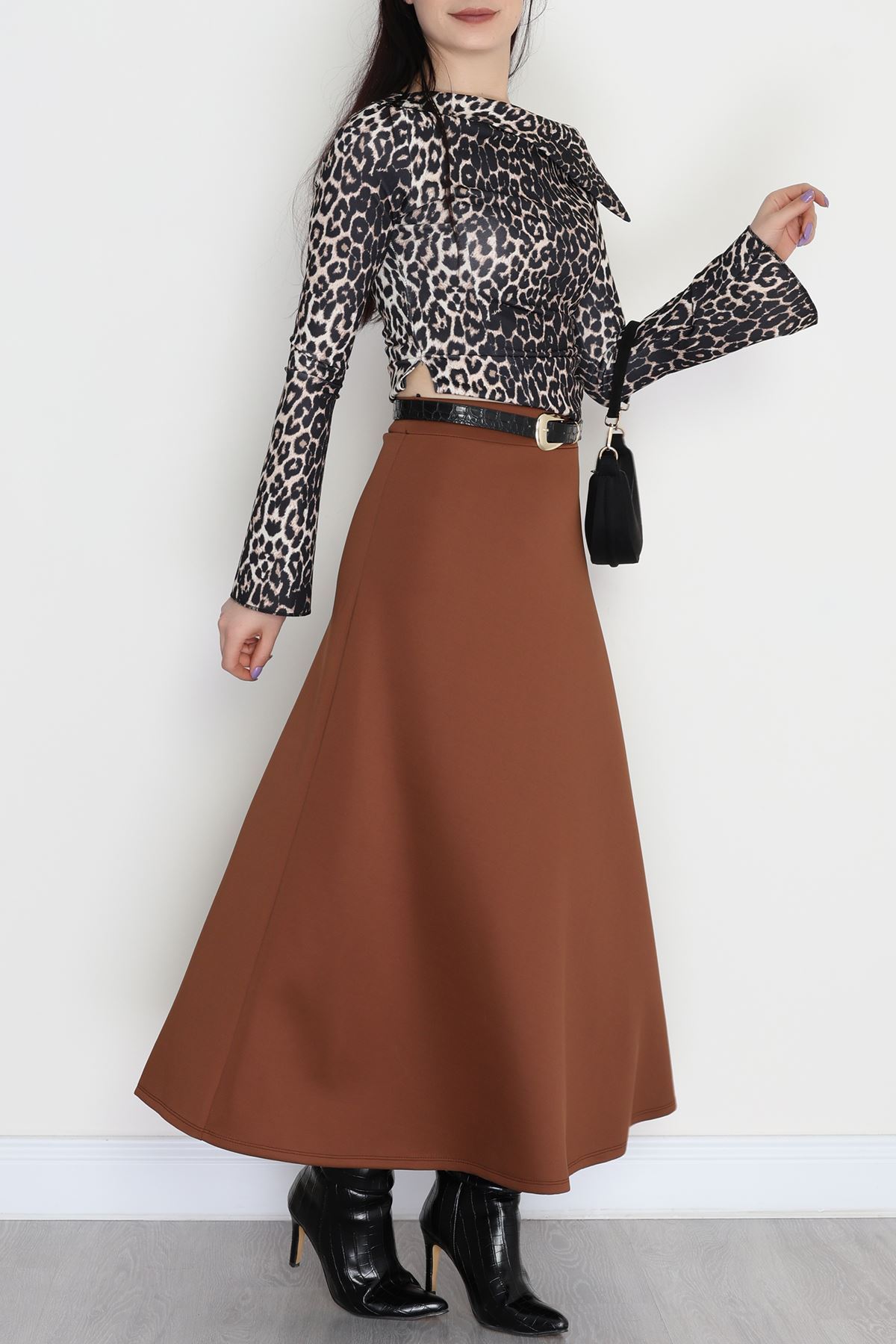 Puf Scuba Kumaş Çan Etek Kahve - 50961.2036.