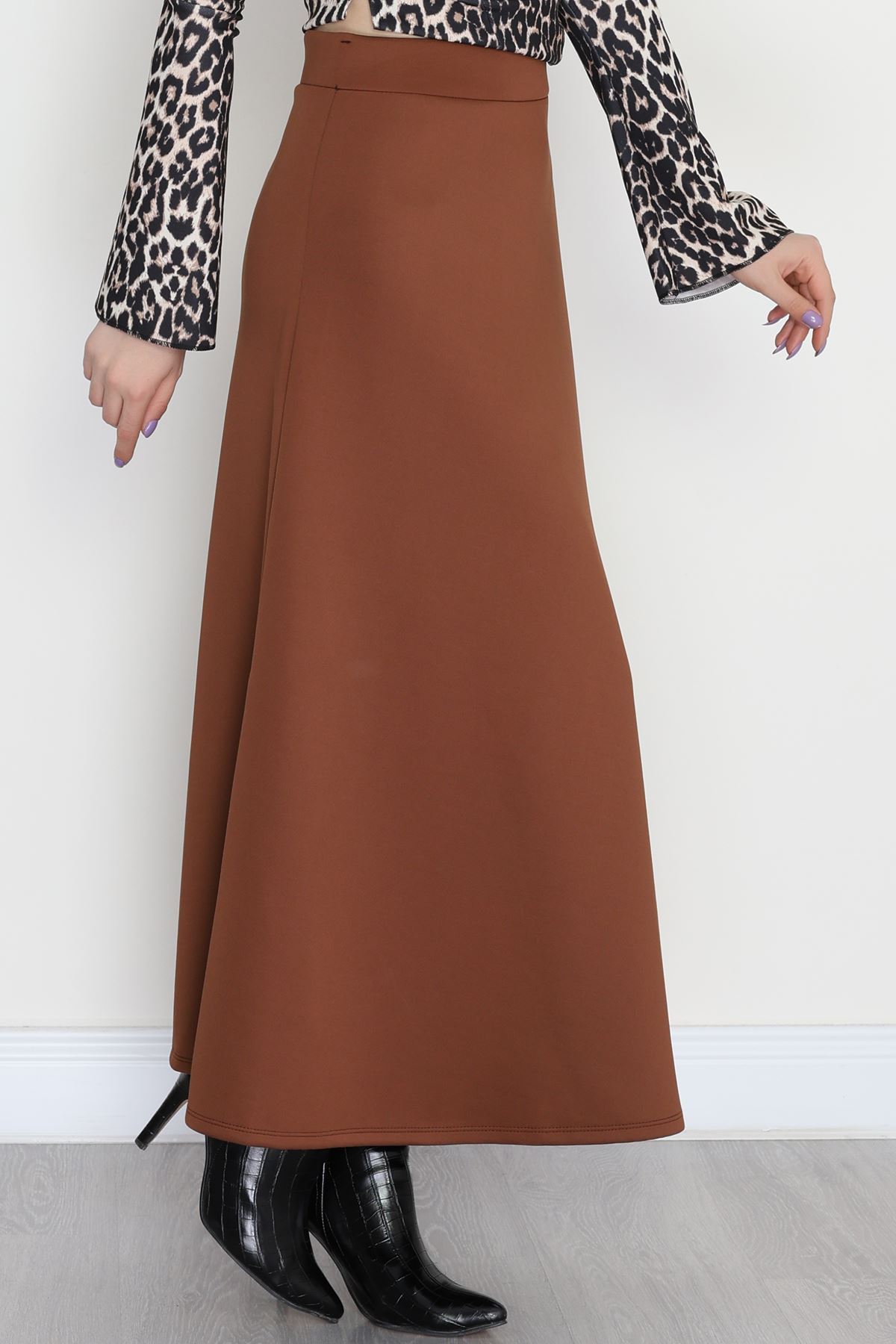 Puf Scuba Kumaş Çan Etek Kahve - 50961.2036.