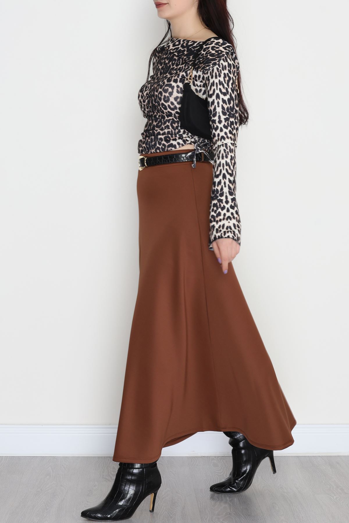 Puf Scuba Kumaş Çan Etek Kahve - 50961.2036.