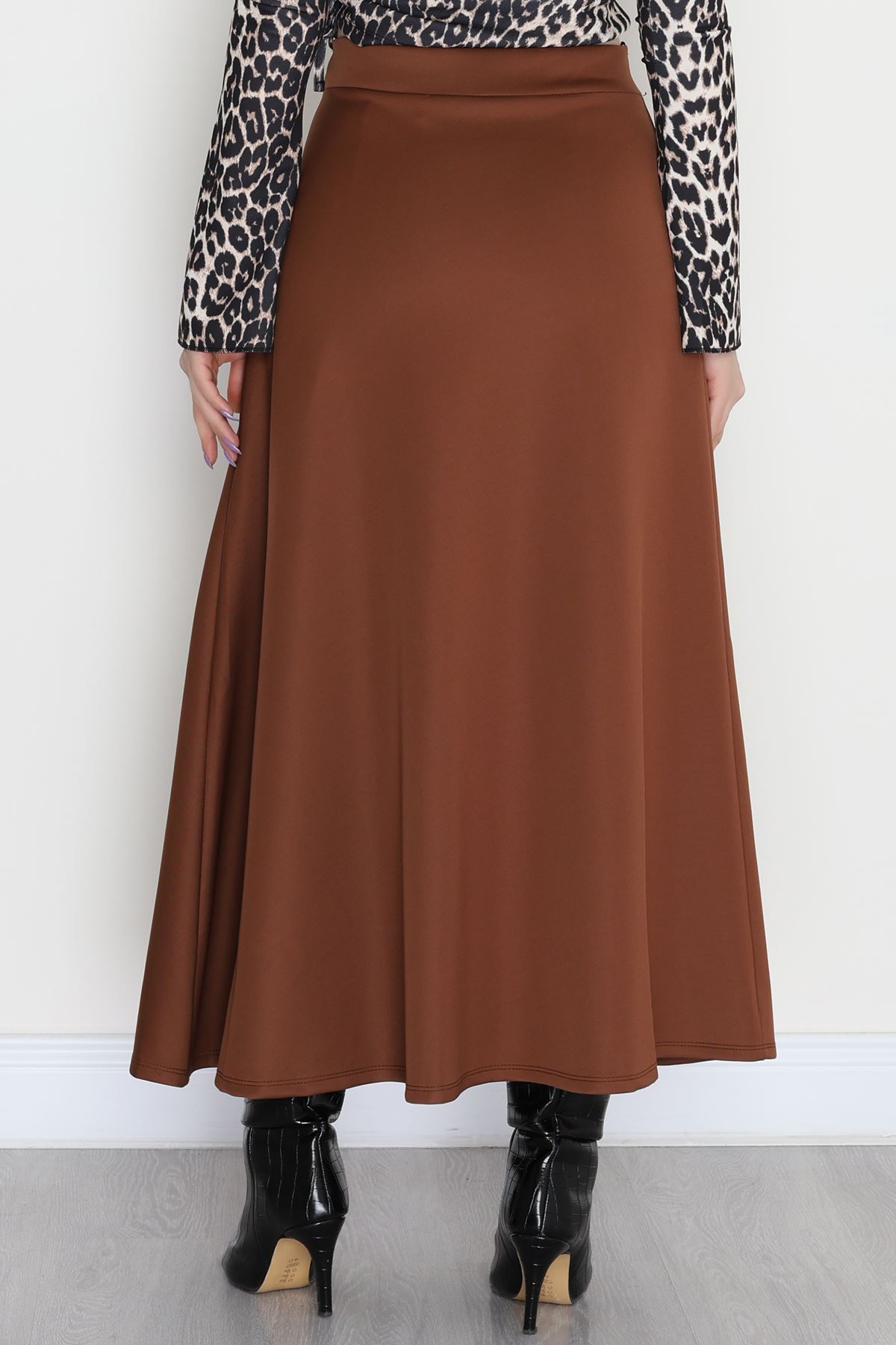 Puf Scuba Kumaş Çan Etek Kahve - 50961.2036.