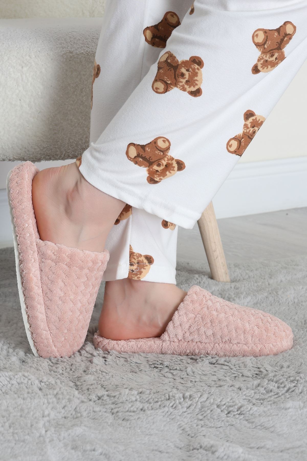 Peluş Ev Terliği Pembe - 31475.264.