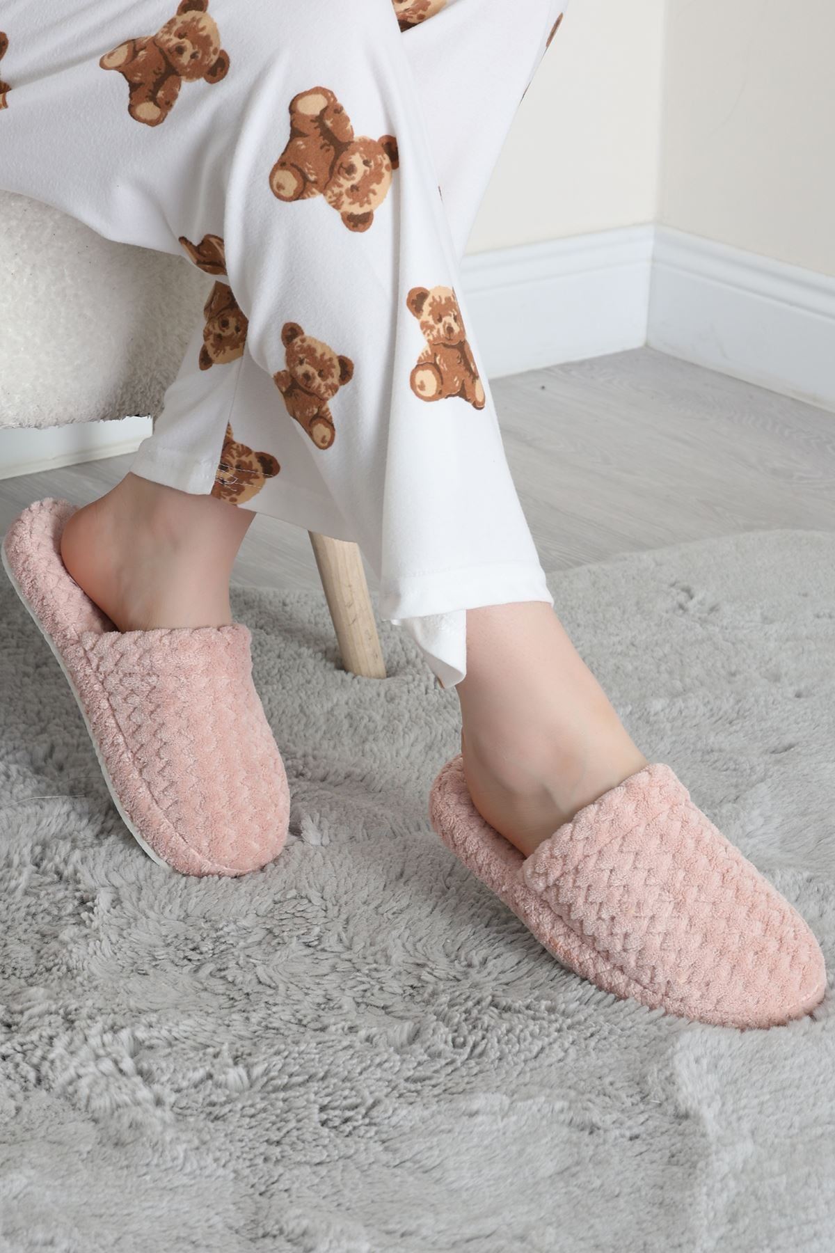 Peluş Ev Terliği Pembe - 31475.264.