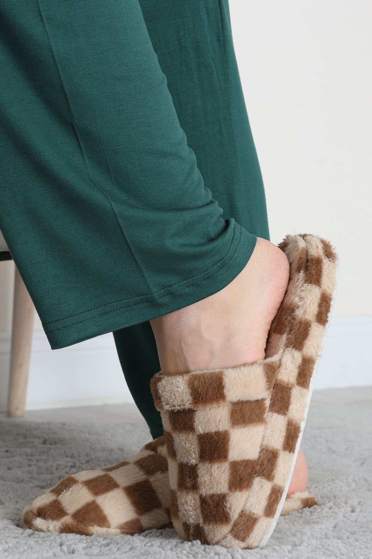 Peluş Ev Terliği Kahve - 31427.264.