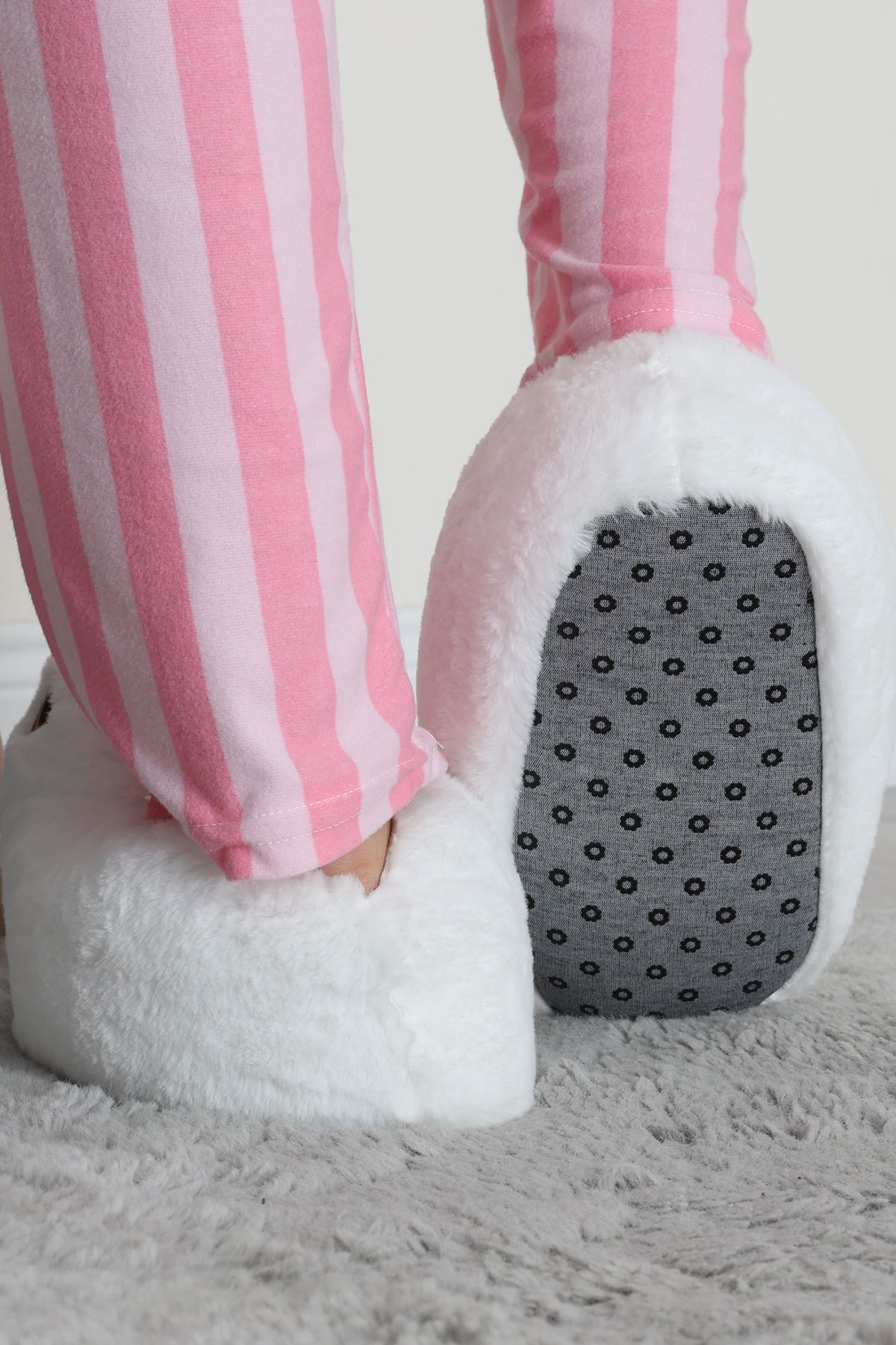 Hayvanlı Panduf Beyaz - 31481.264.