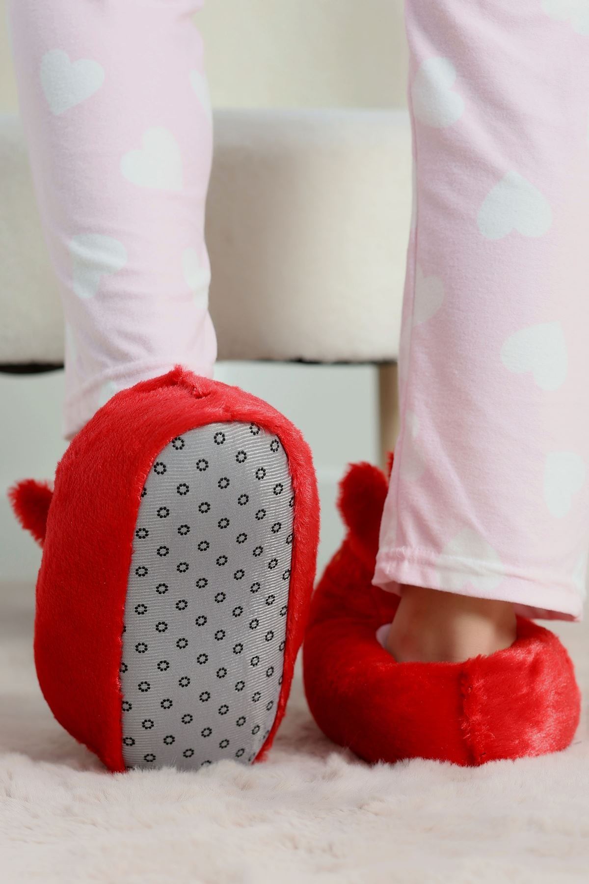 Hayvanlı Panduf Kırmızı - 31481.264.