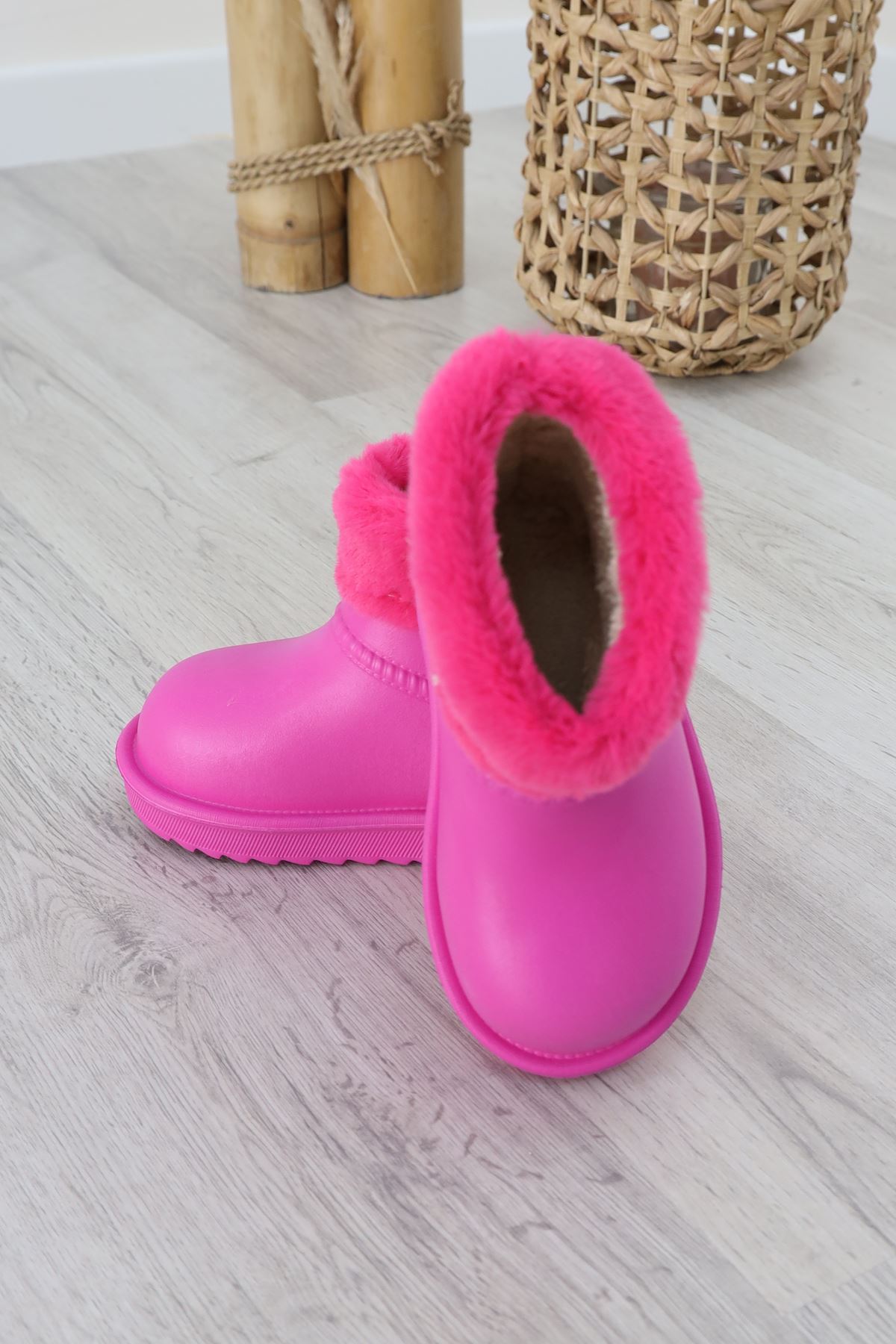 Çocuk Bot Fuşya - 31643.264.