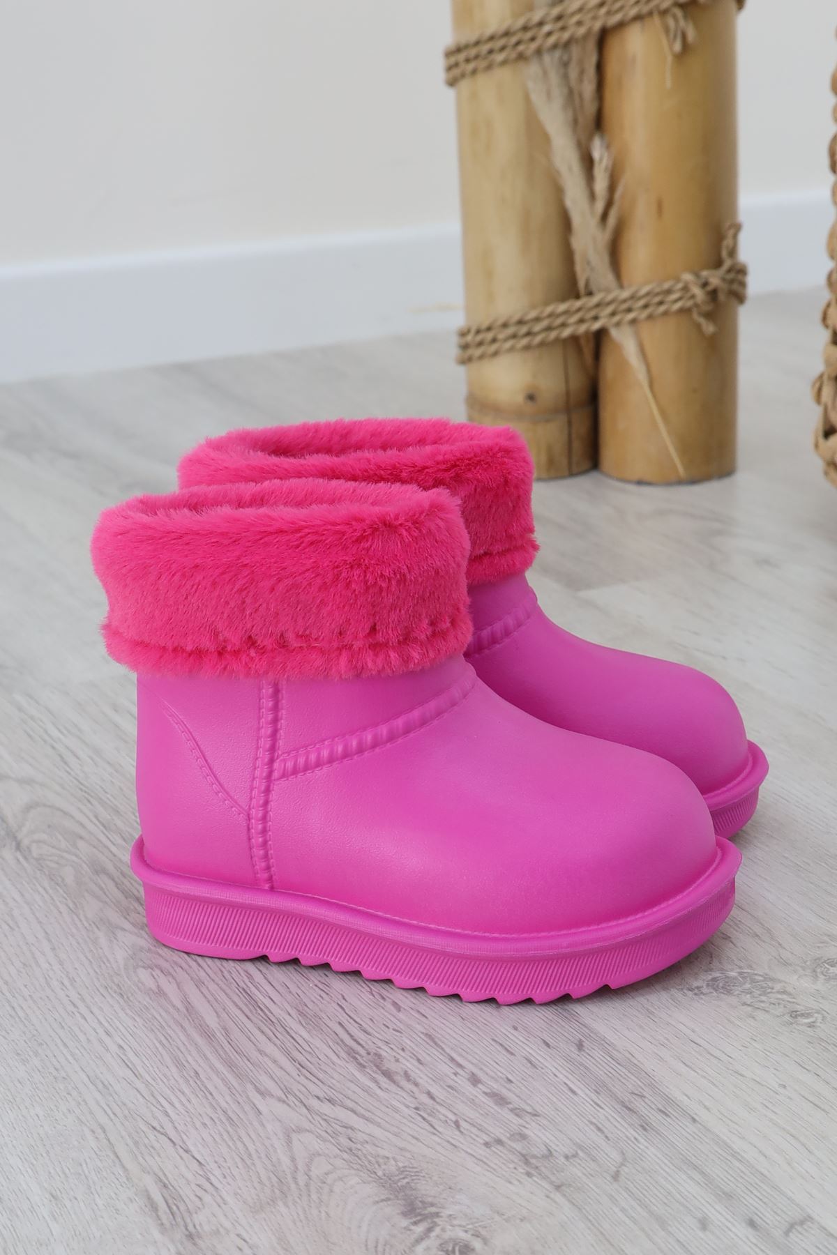 Çocuk Bot Fuşya - 31643.264.