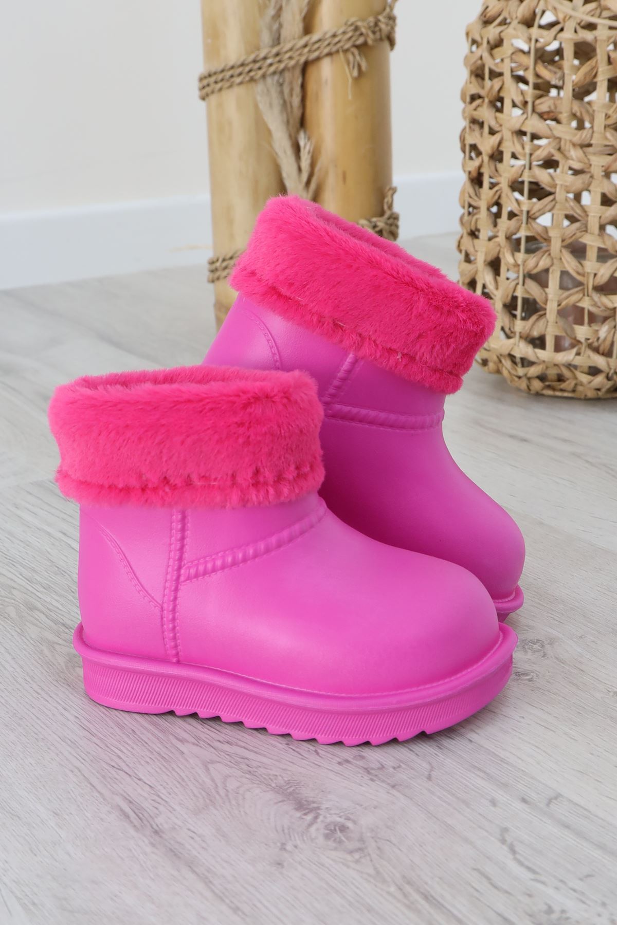 Çocuk Bot Fuşya - 31643.264.