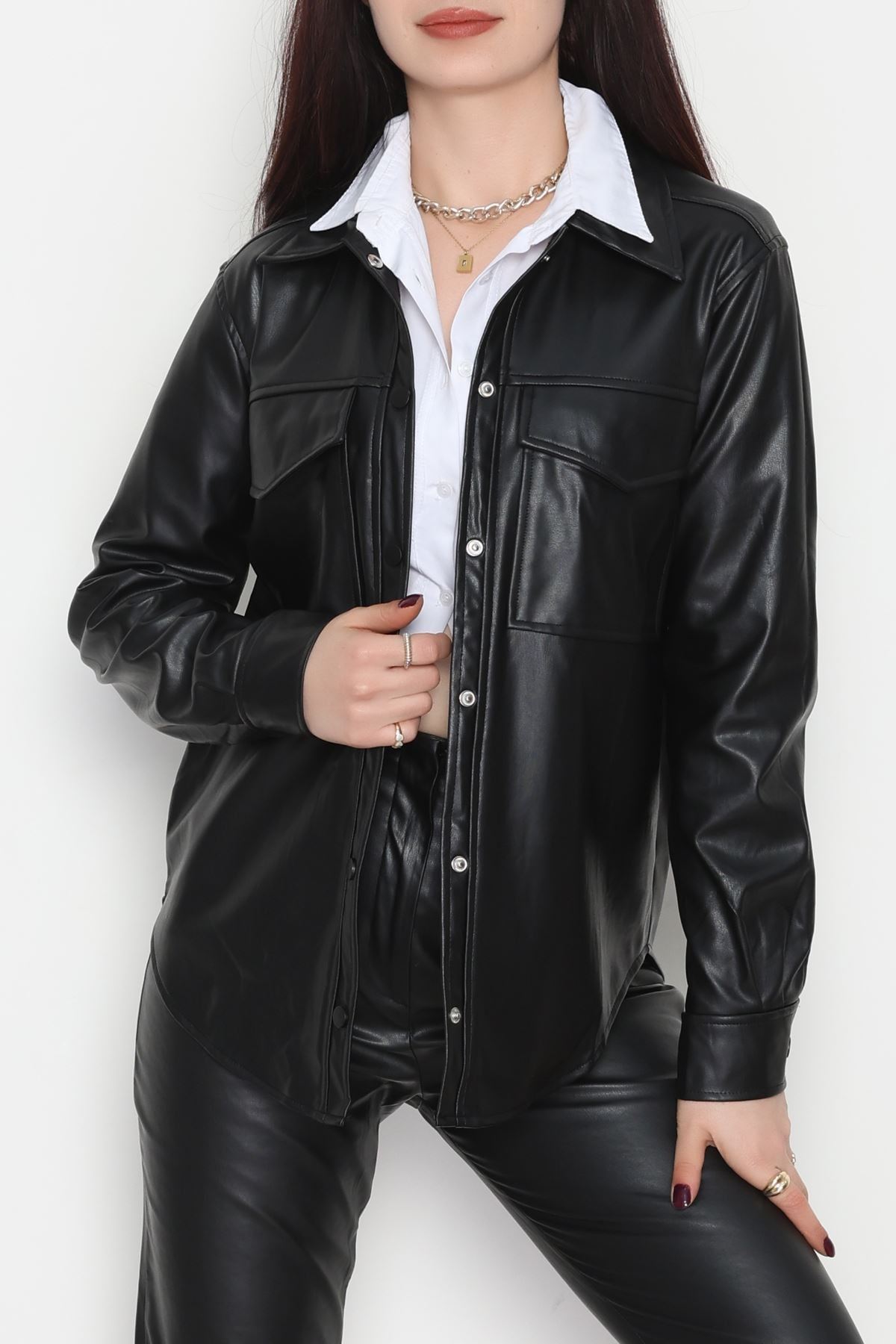 Zra Deri Cep Detaylı Düğmeli Gömlek Siyah - 51085.1779.