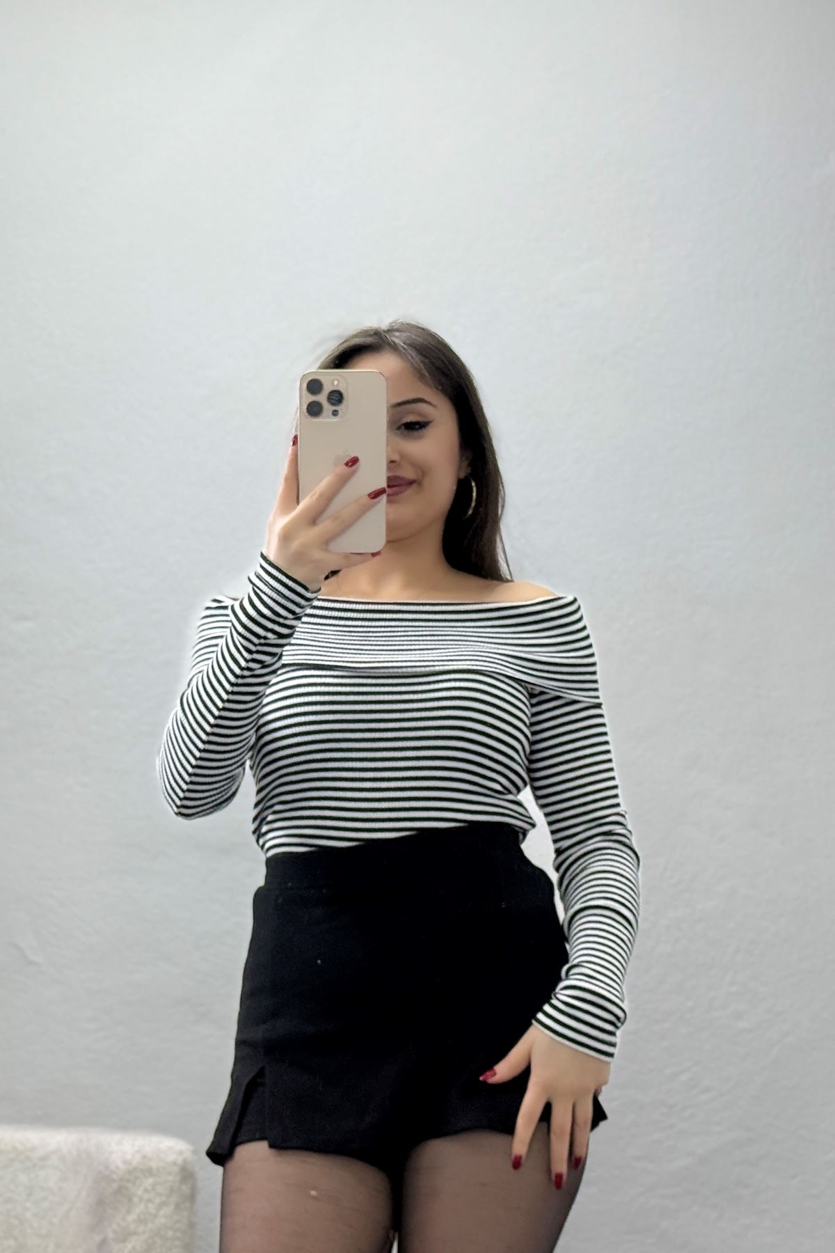 Madonna Yaka Likralı Kaşkorse Bluz Siyahbeyaz - 42765.1567.