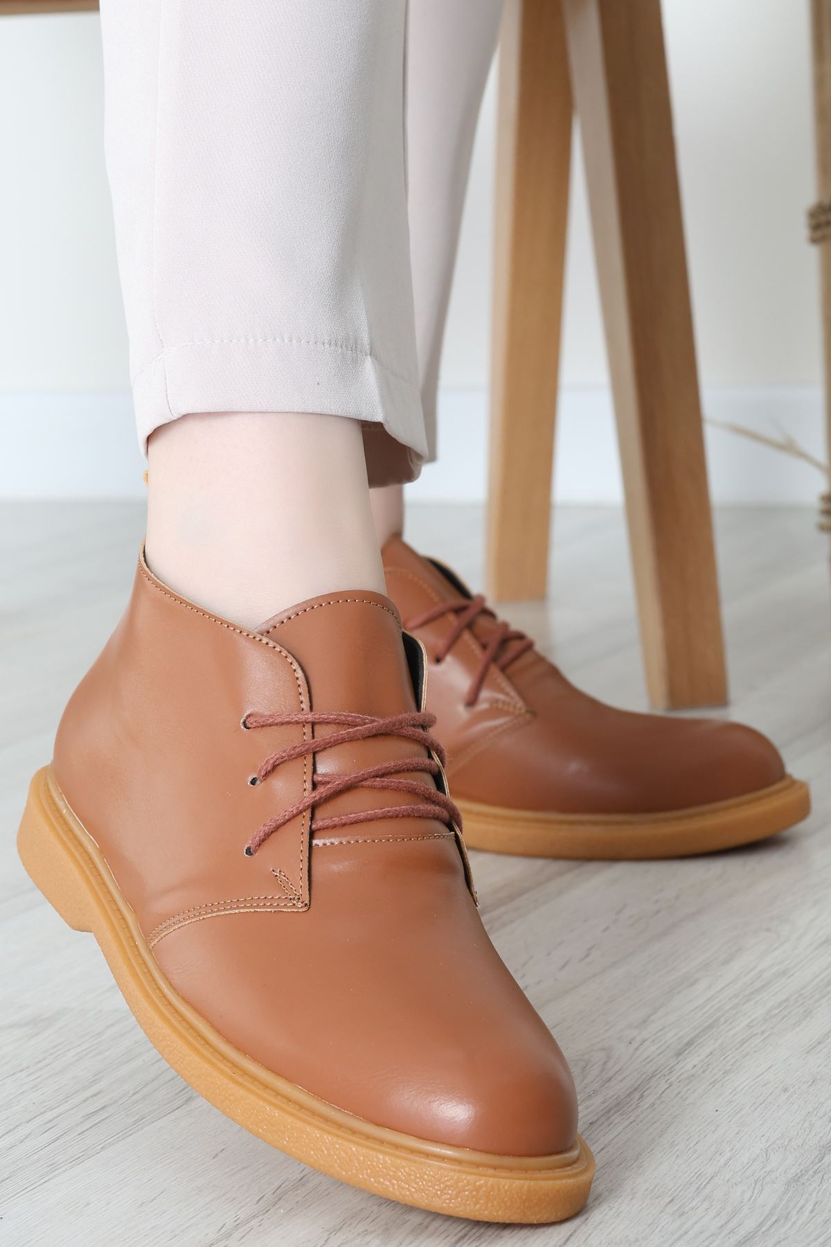 Kadın Bot Tabaderi - 31434.1846.