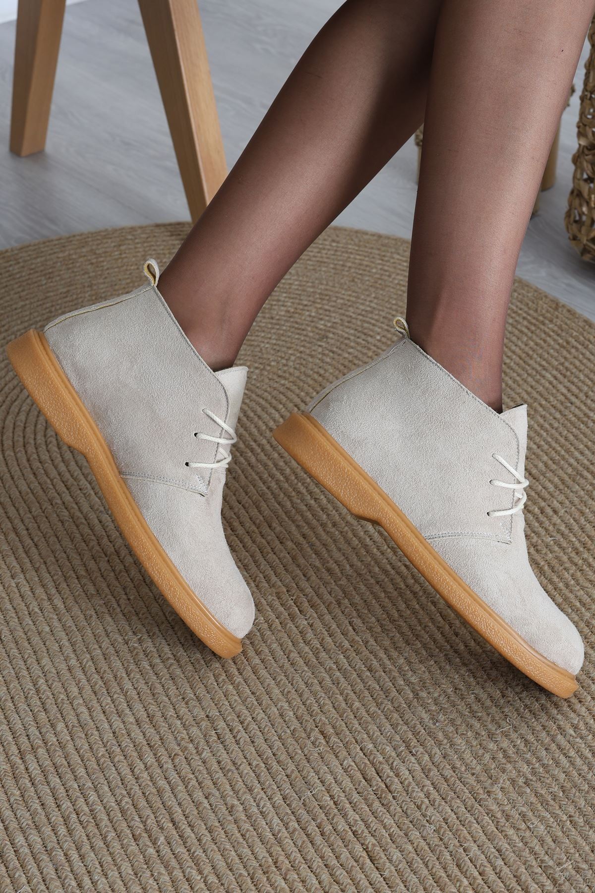 Kadın Bot Süetkrem - 31434.1846.