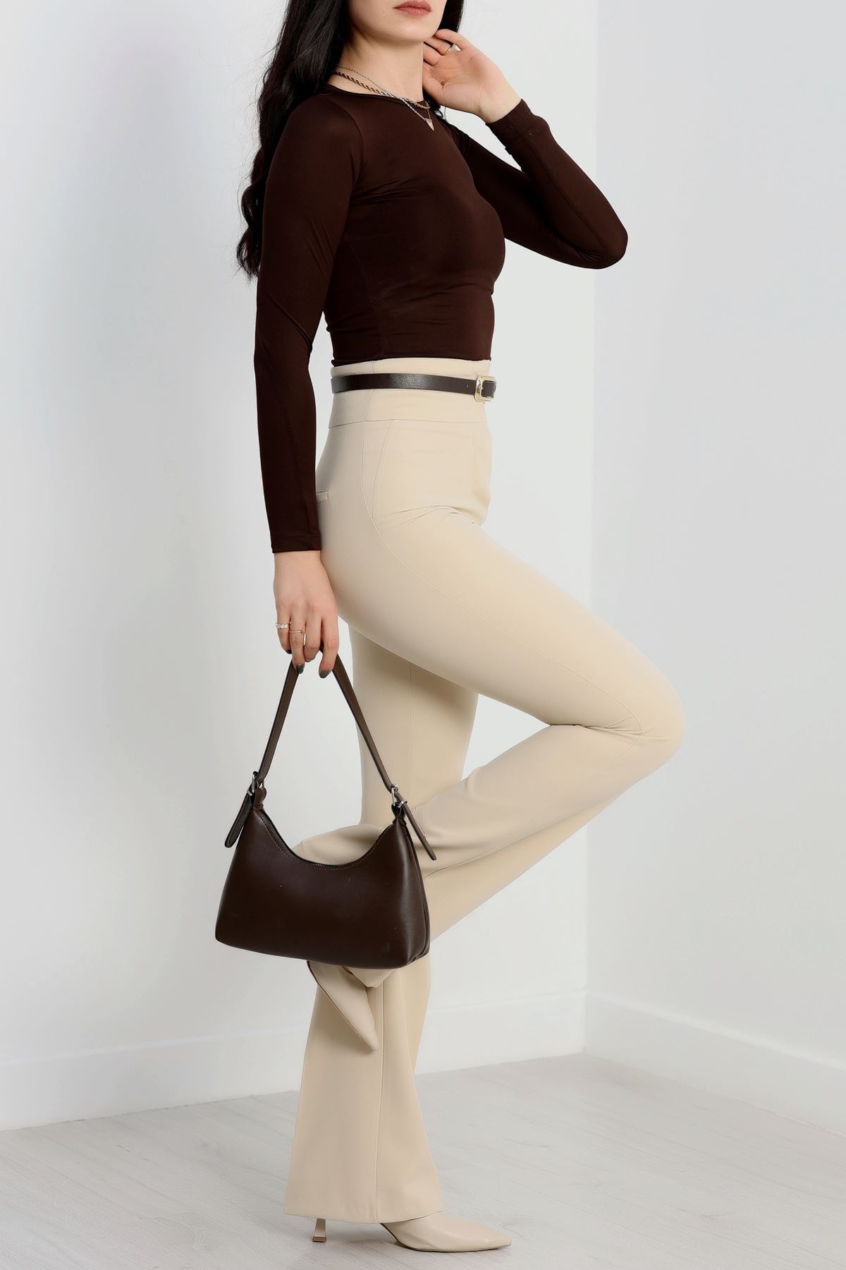 Bisiklet Yaka Mikro Çıtçıtlı Body Kahve - 21941.200.