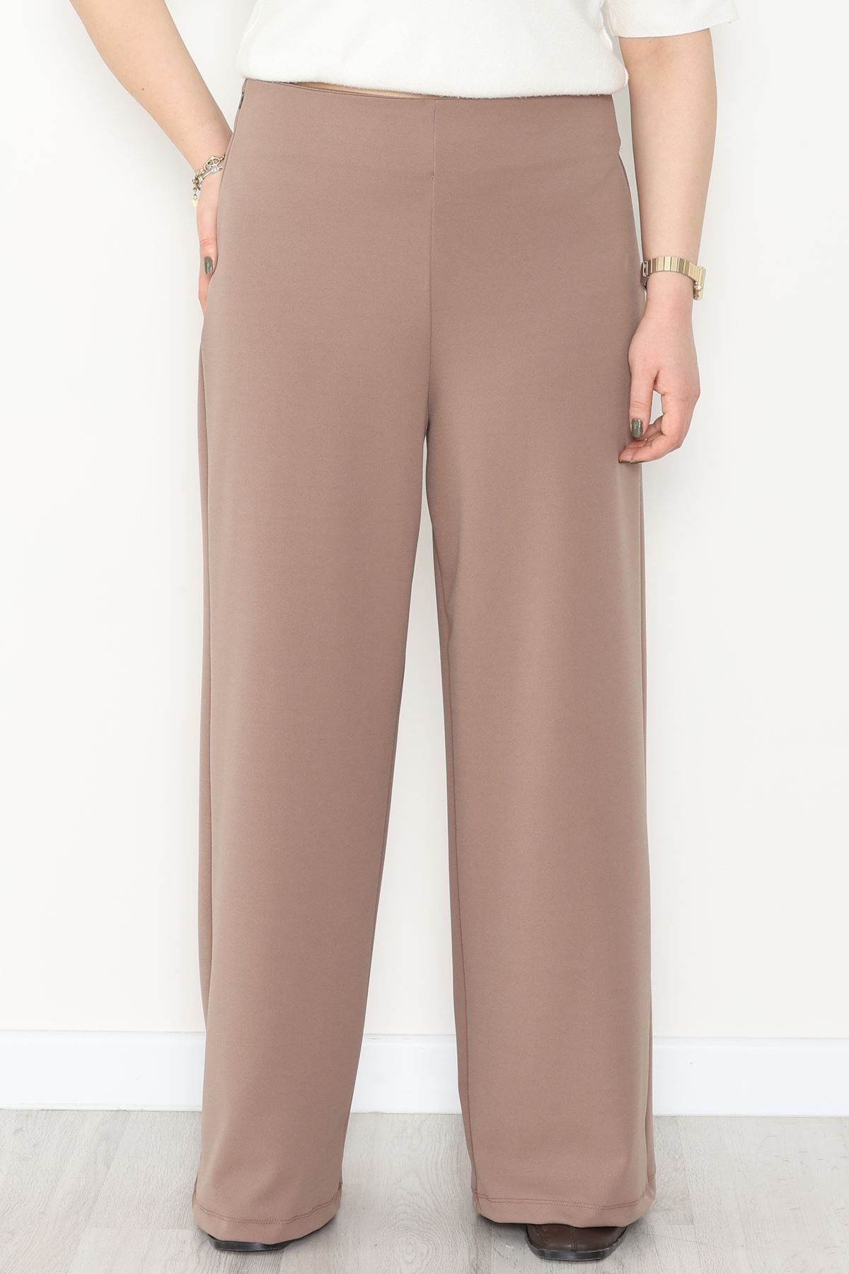 Full Likra İthal Krep Yandan Fermuarlı Büyük Beden Pantolon Vizon - 90162.1837.