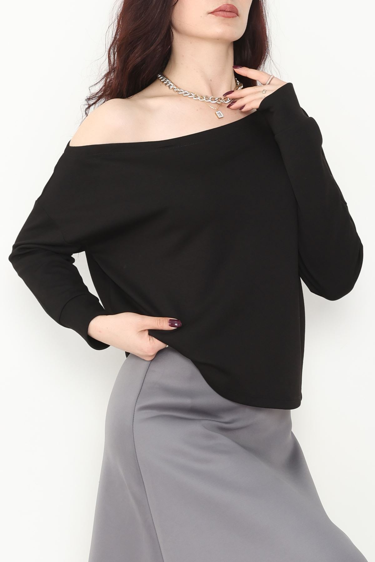 Kayık Yaka Omuz Düşümlü Double Face Kumaş Bluz Siyah - 22185.200.