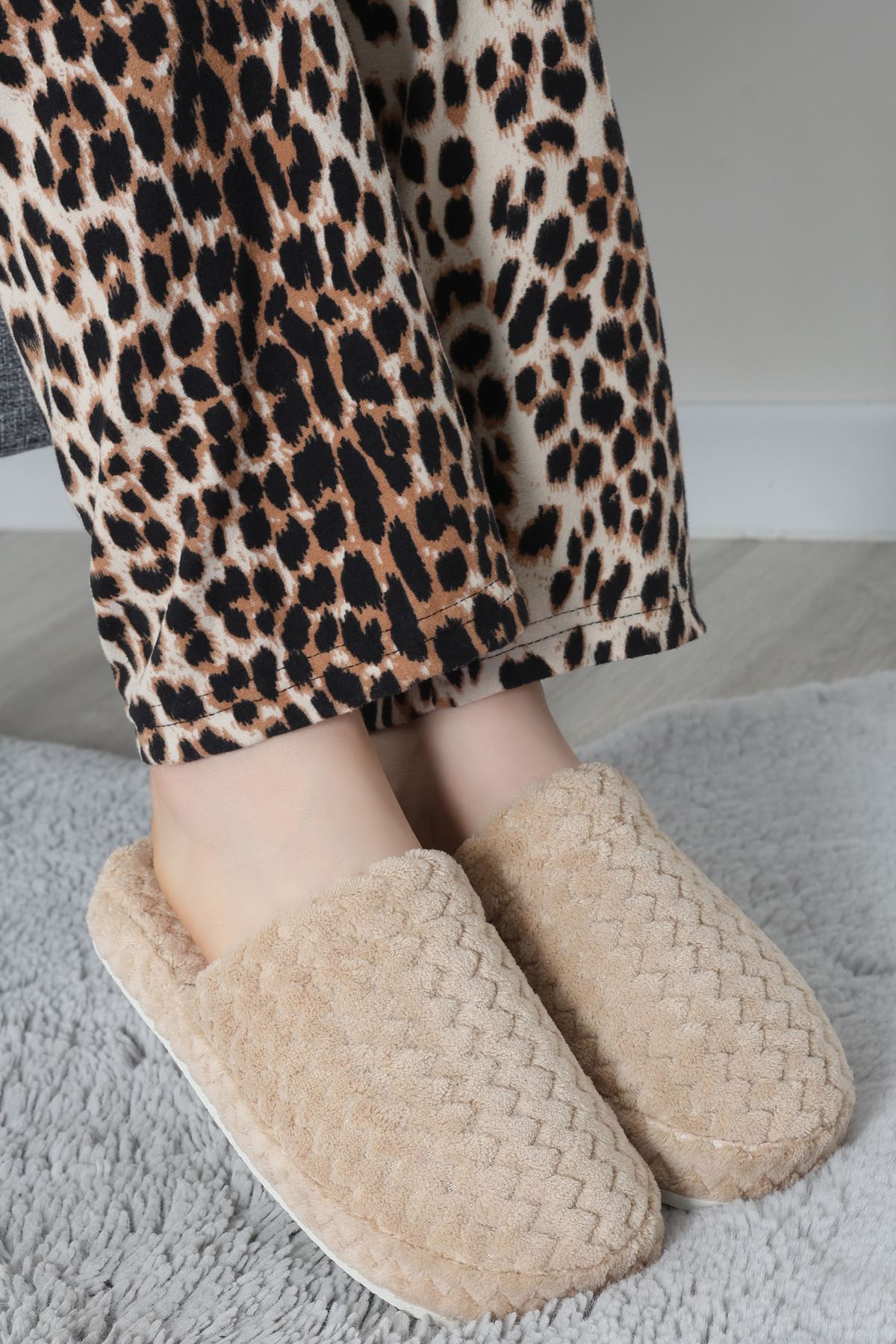 Peluş Ev Terliği Bej - 31475.264.