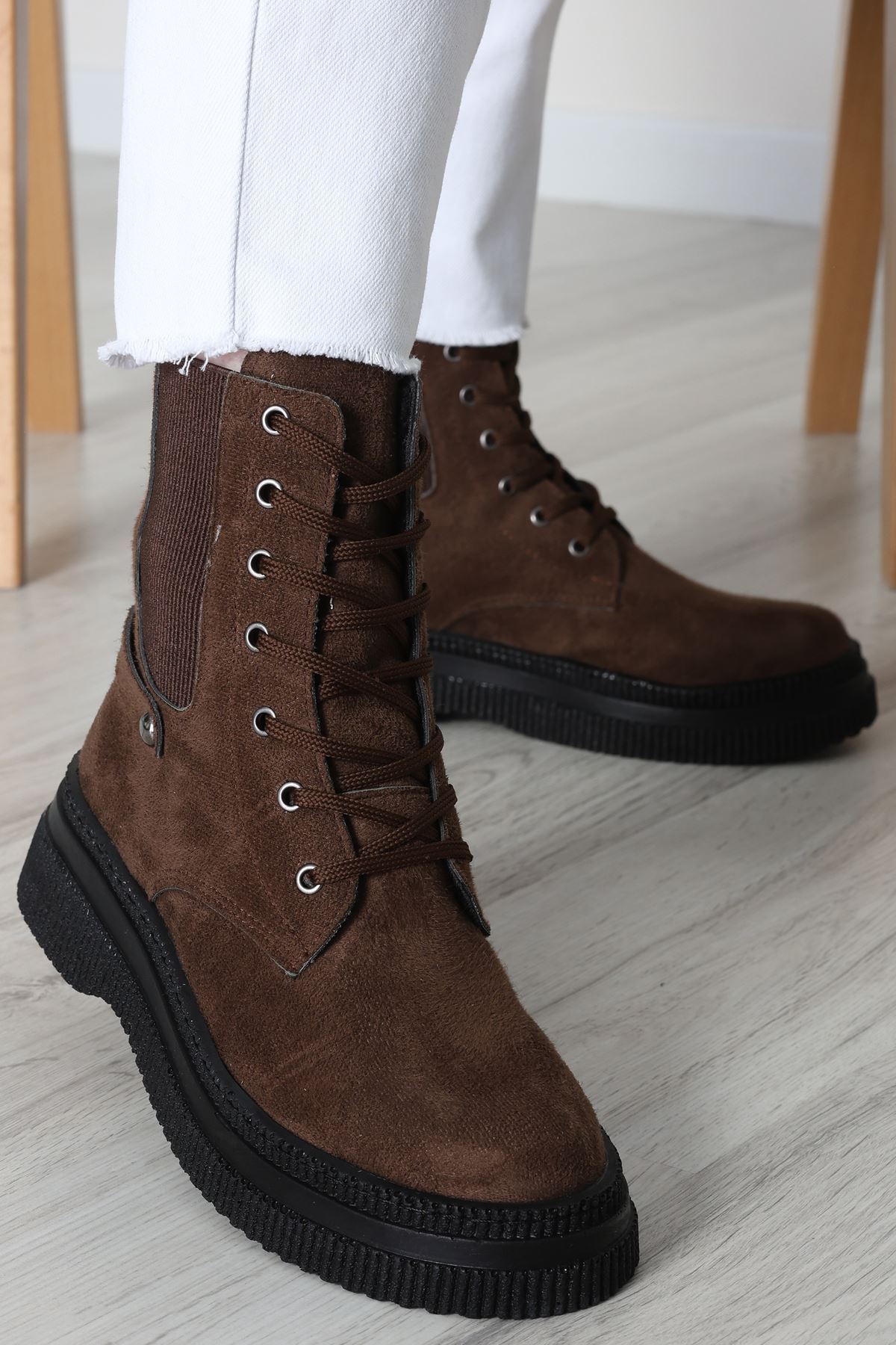 Lastik Detaylı Postal Bot Kahvesüet - 31623.264.