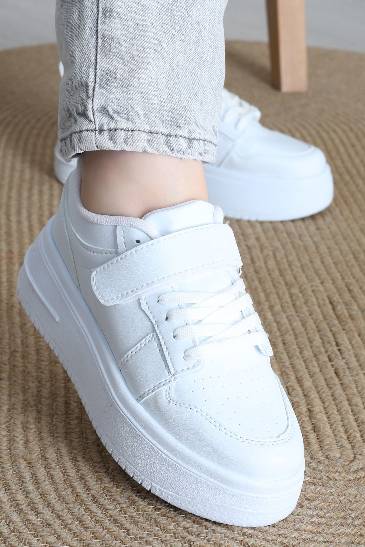 Günlük Spor Ayakkabı Beyaz - 42433.2082.