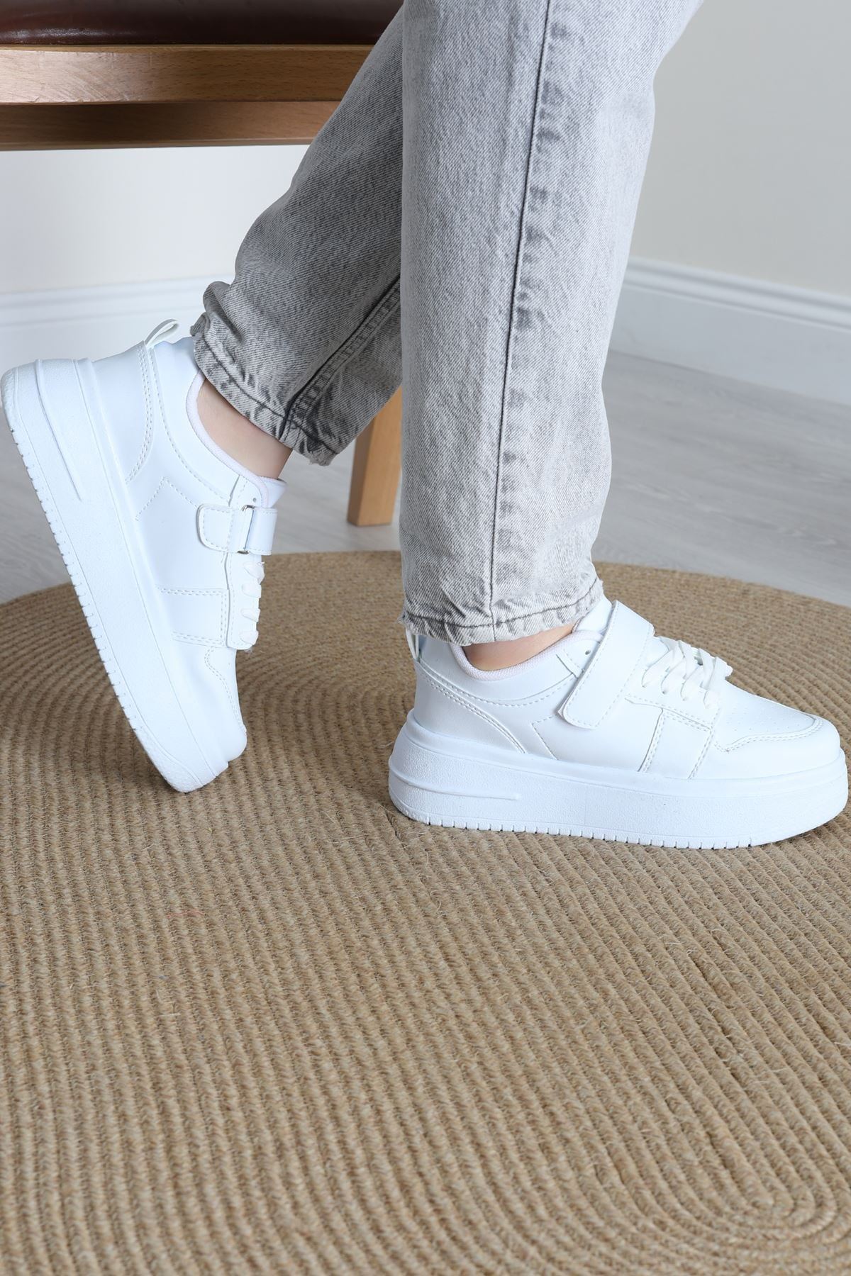 Günlük Spor Ayakkabı Beyaz - 42433.2082.