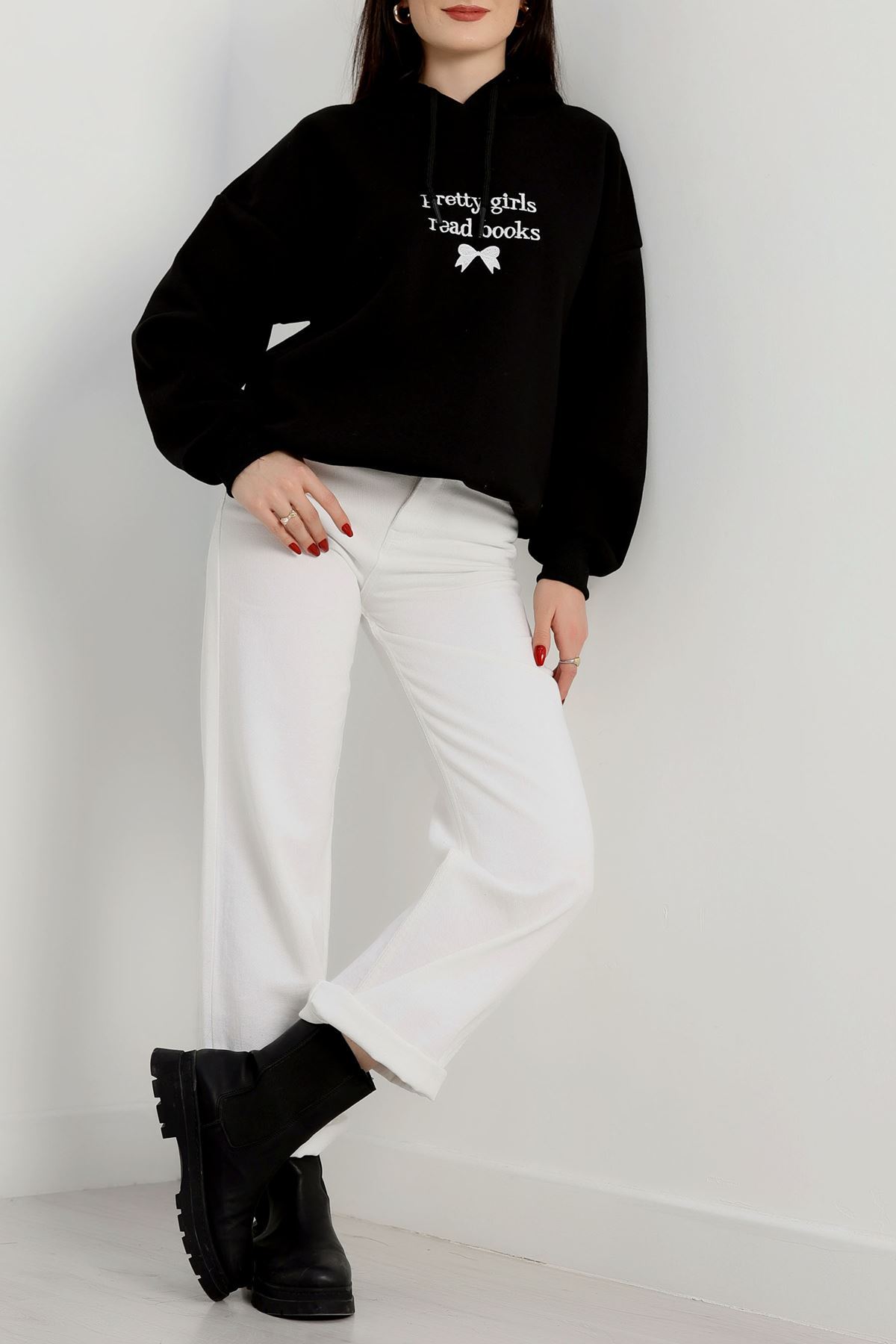 3 İplik Kapşonlu Nakışlı Sweat Siyahbeyaz - 42228.1878.