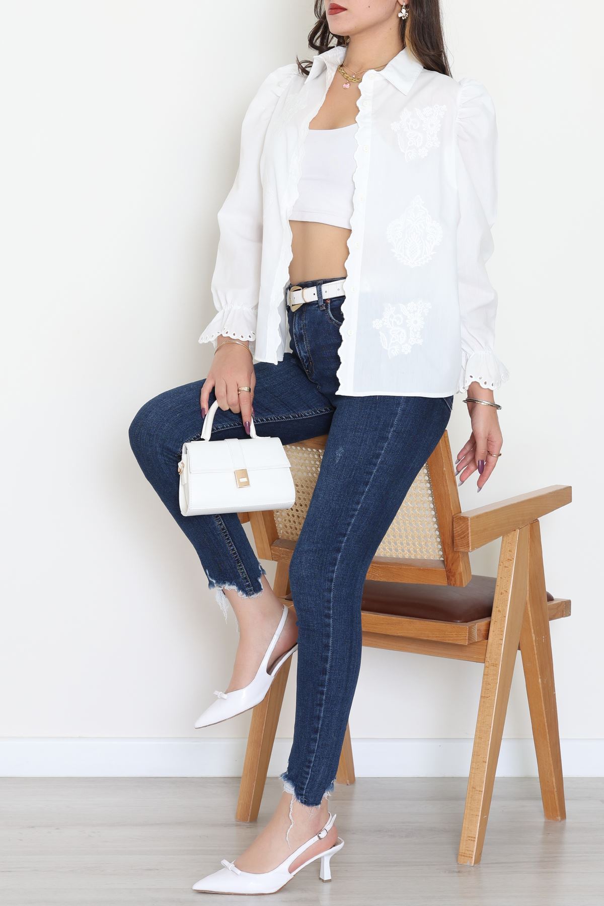 Dakron Kumaş Nakış Detaylı Gömlek Beyaz - 51114.2118.