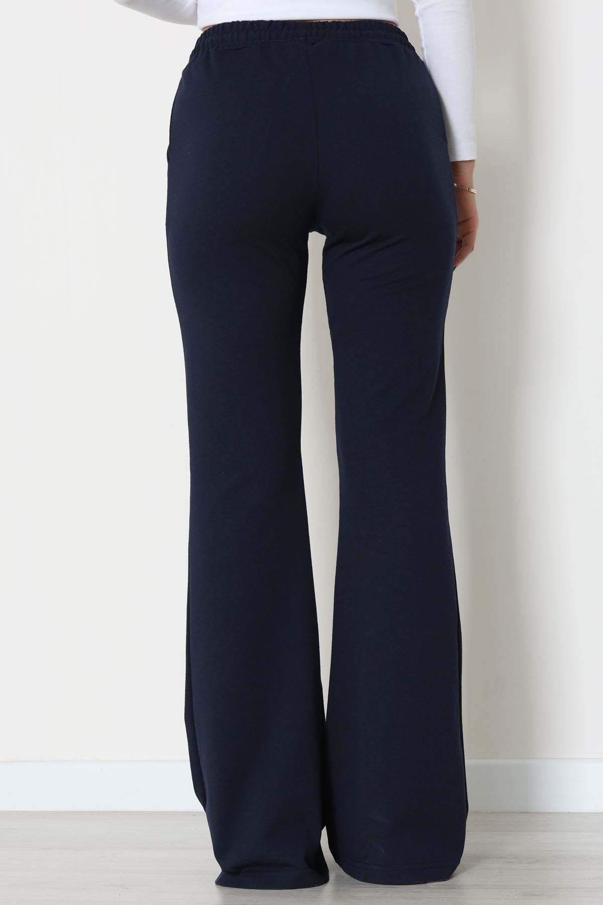 2 İplik İspanyol Paça Eşofman Altı Laci - 52118.1857.