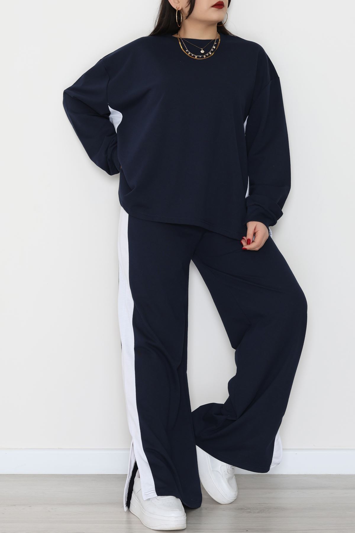 Şeritli 2 İplik Büyük Beden Eşofman Takımı Lacibeyaz - 52047.1857.