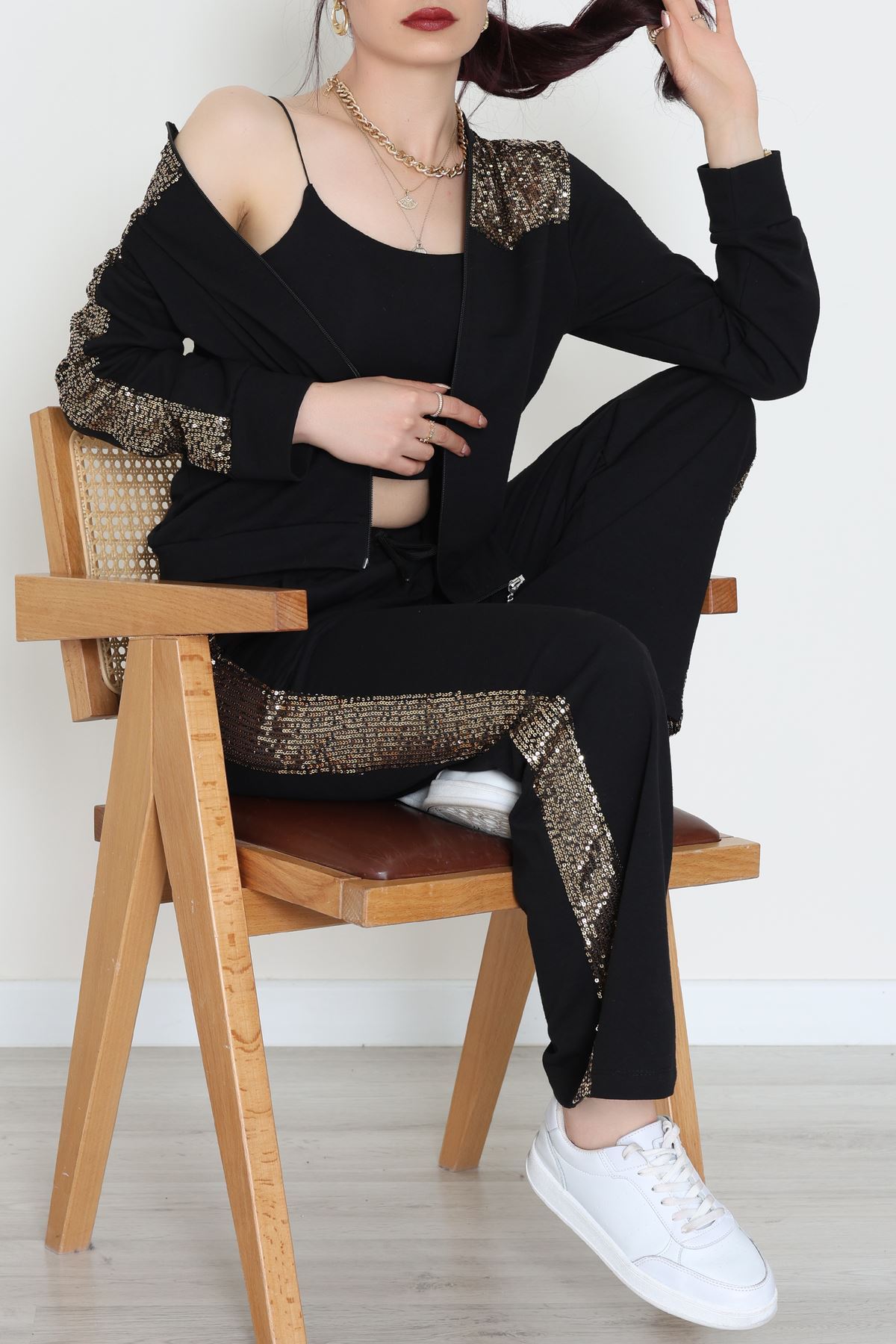 Pul Garnili 2 İplik Eşofman Takımı Siyahgold - 52109.1567.