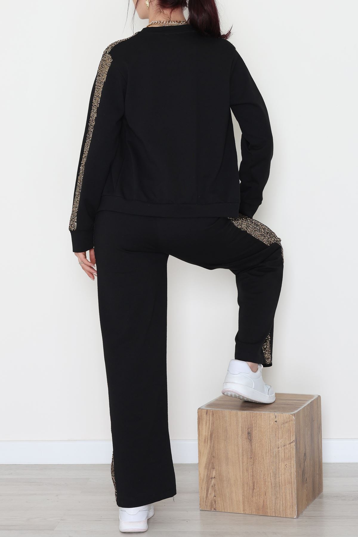 Pul Garnili 2 İplik Eşofman Takımı Siyahgold - 52109.1567.